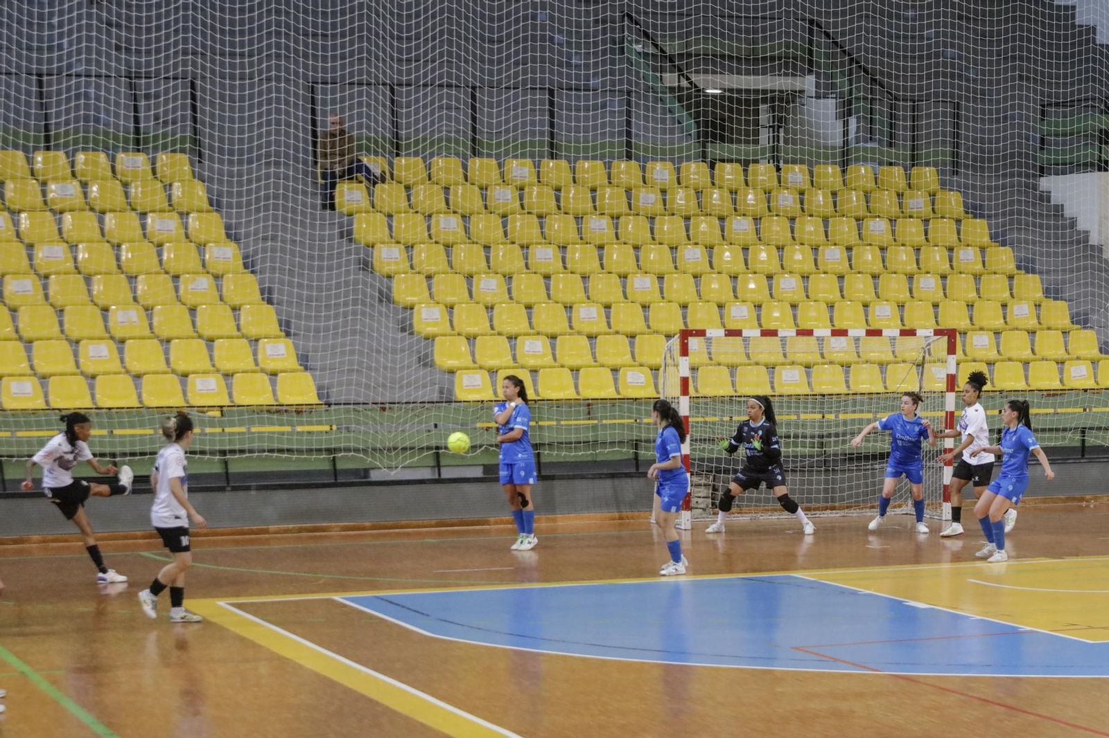 Galería | Ourense Ontime cae ante el líder