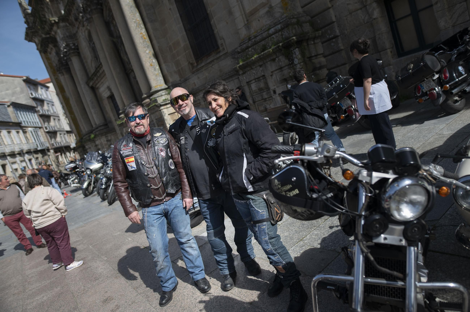 Galería | Celanova vive una jornada de pasión por el mundo del motor, desde coches clásicos a motos chopper