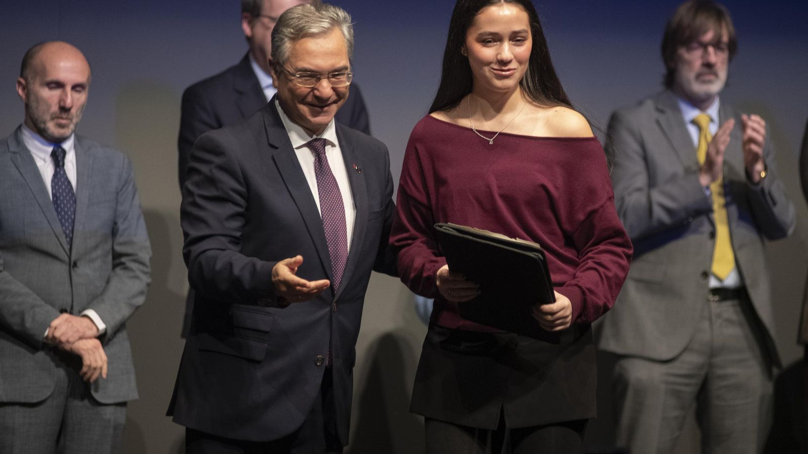 Galería | Reconocimientos por los incendios y los mejores relatos, protagonistas del Día de la Constitución en Ourense