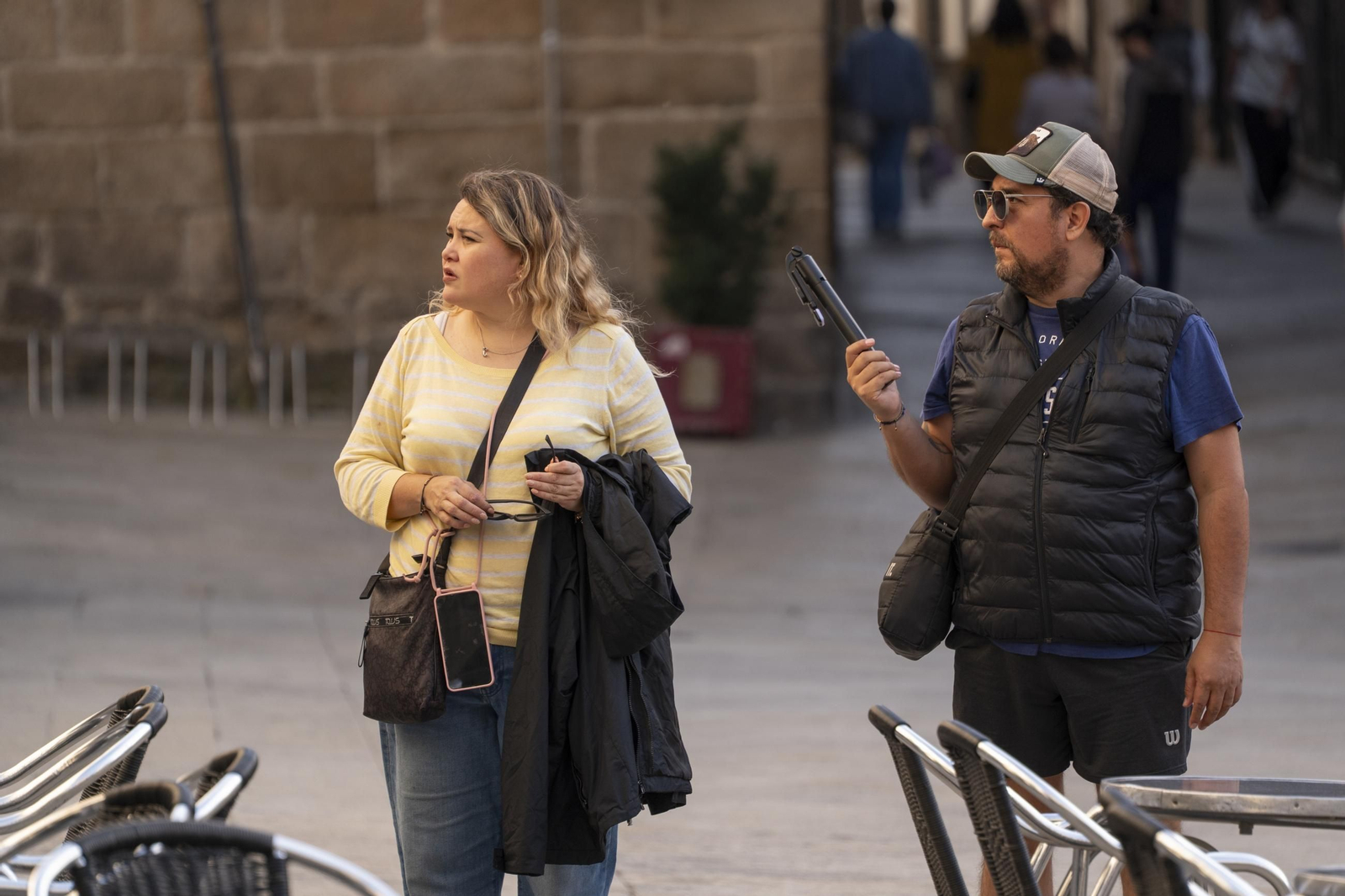 Galería | Sol, turistas y mucho ambiente en la ciudad de Ourense, en fotos