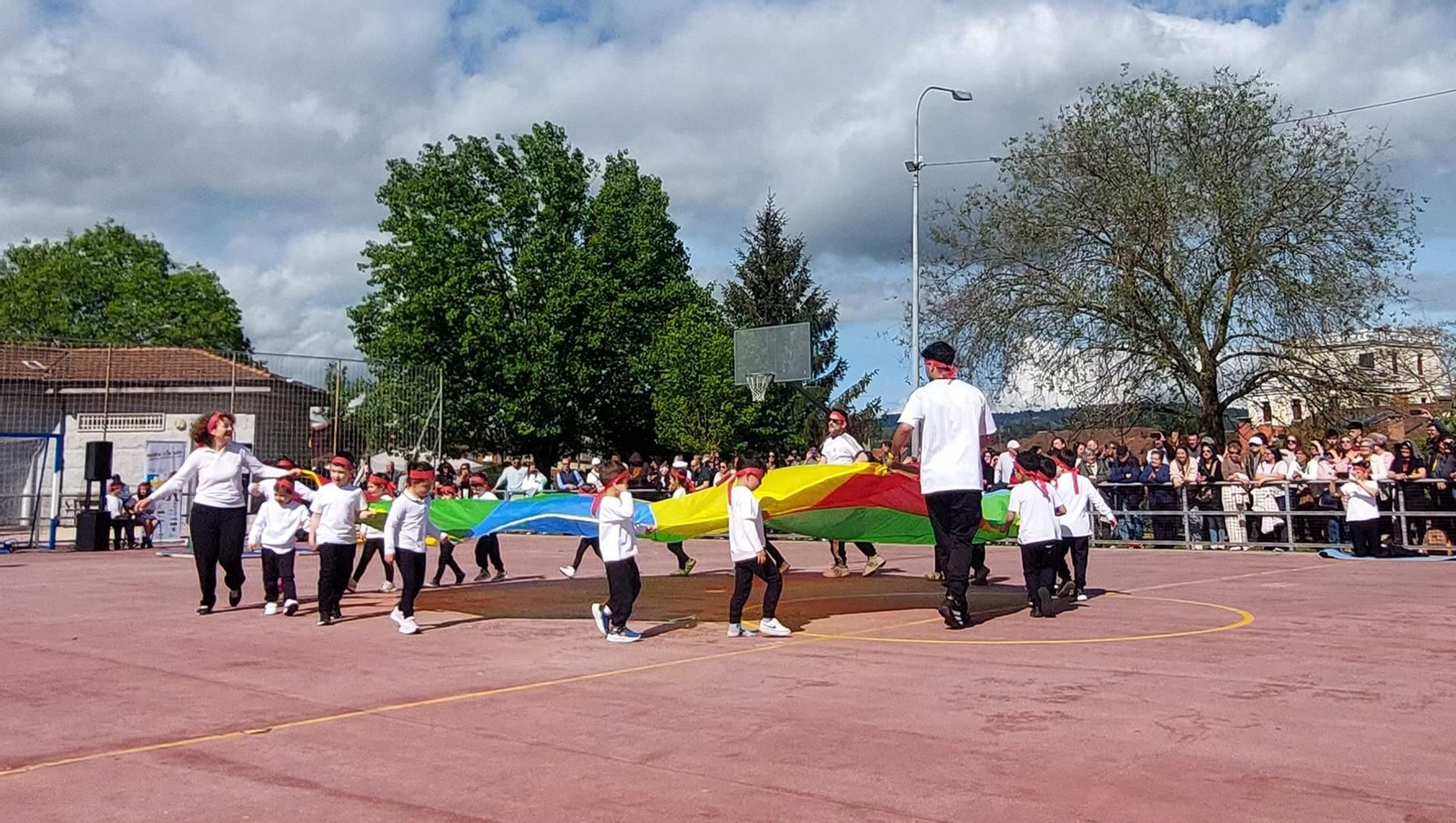 Día da Educación Física na rúa no colexio de Seixalbo