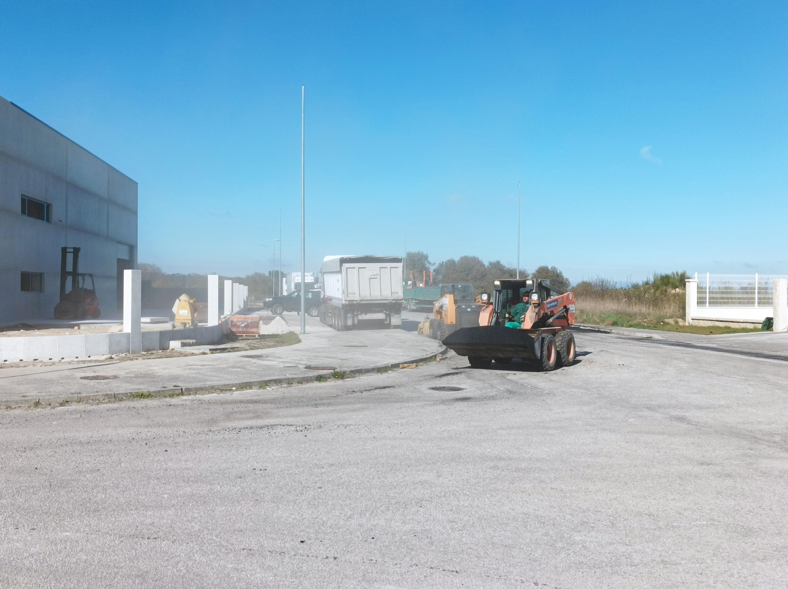 Una de las últimas actuaciones hechas data de la pasada semana en el parque empresarial. (P.P.)