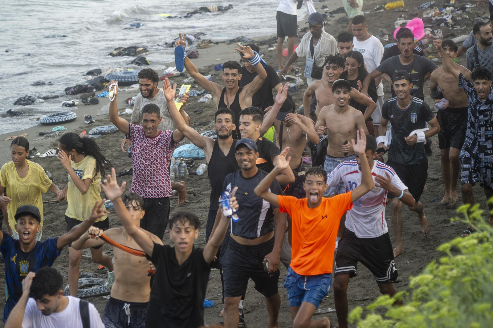 Galería | Llegada masiva de inmigrantes a Ceuta desde Marruecos