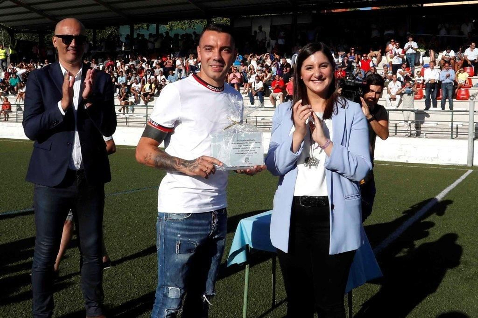 Aspas inaugura campo de futbol _ Lanfoco 07