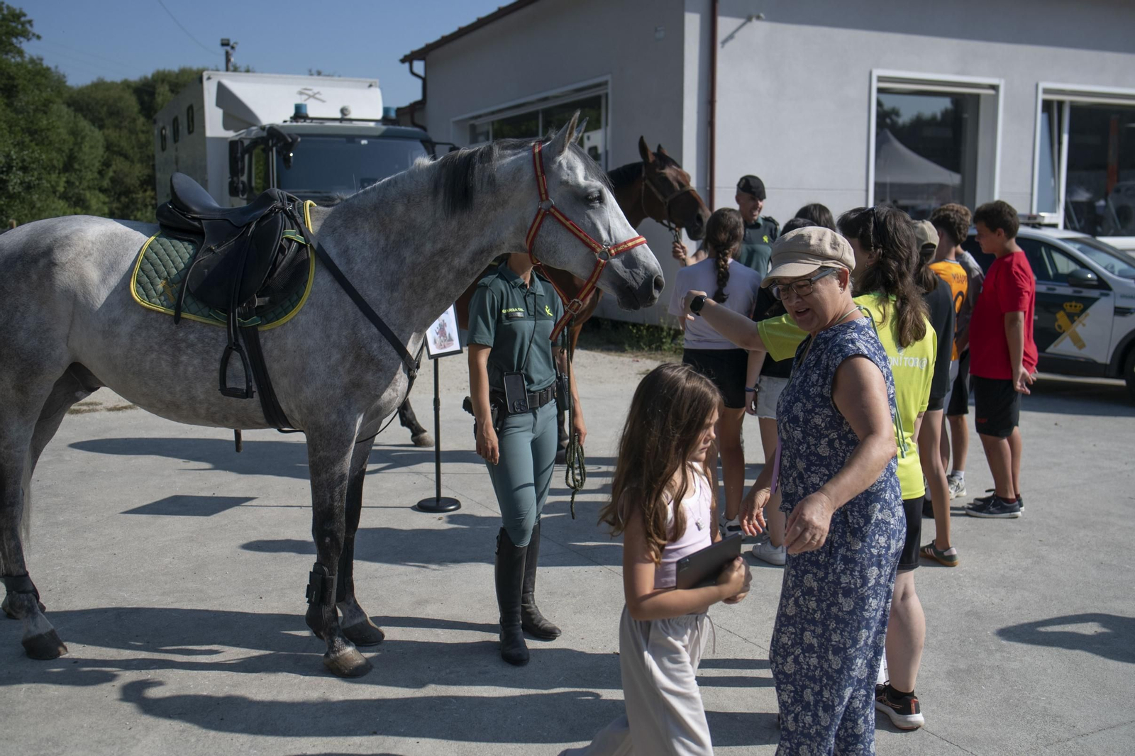 Galería | Los niños toman Ponte Noalla en una gran exhibición de policías, bomberos y Guardia Civil, en fotos