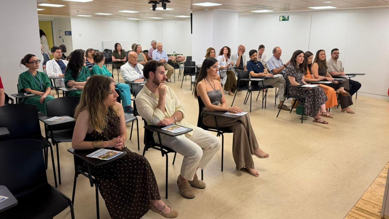 Despedida de siete médicos tras su etapa de especialización.