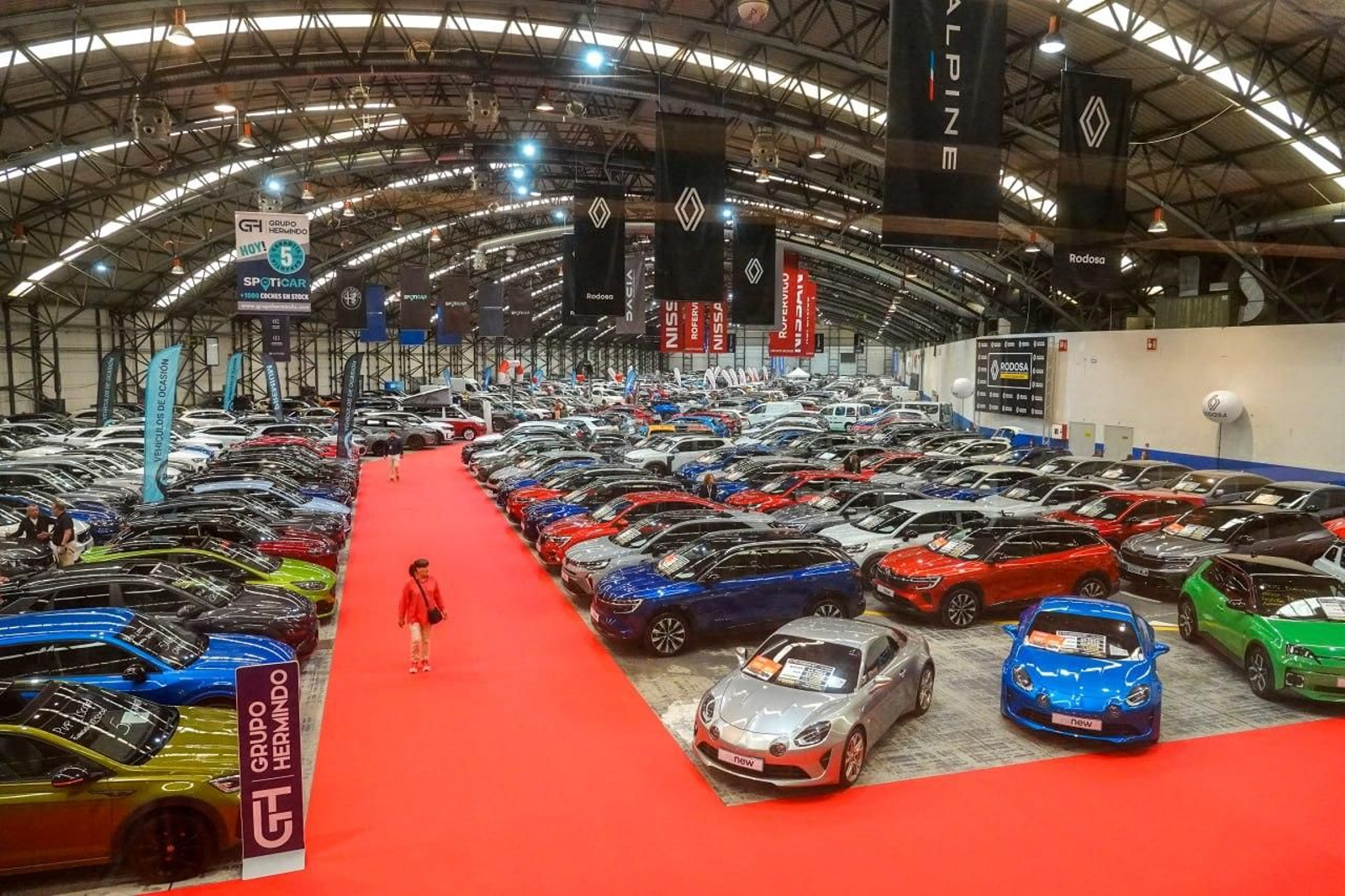 Galería | Mil coches de ocasión toman el Ifevi