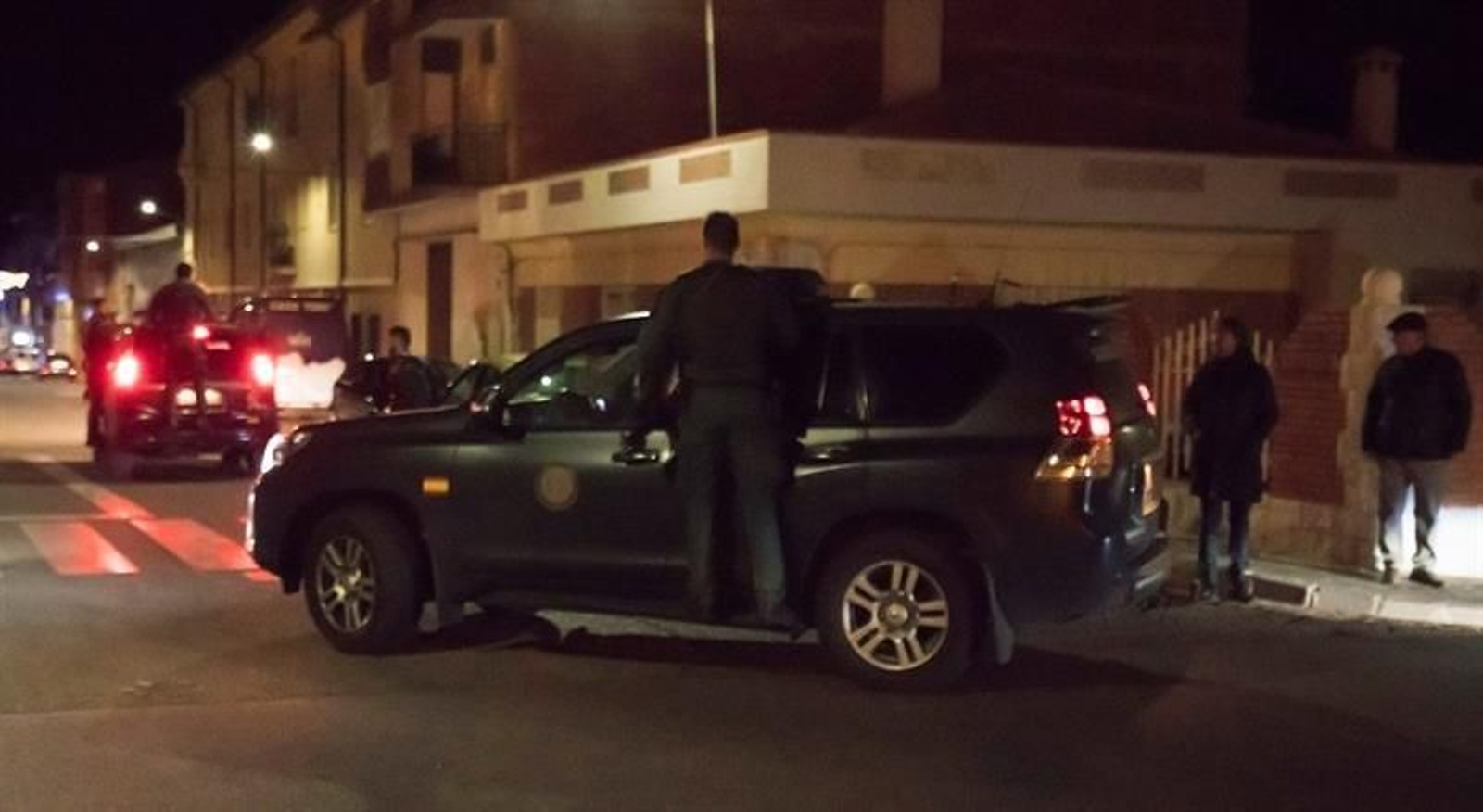 Agentes de los equipos ROCA de la Guardia Civil durante la búsqueda del presunto asesino.