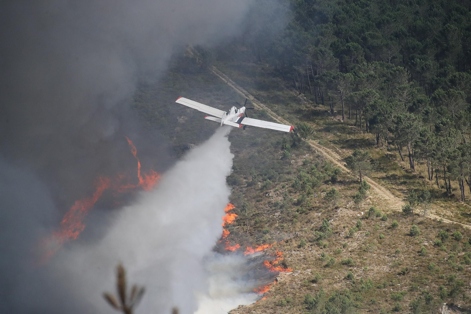 Galería | El primer gran incendio de la provincia en 2026 cerca Boborás