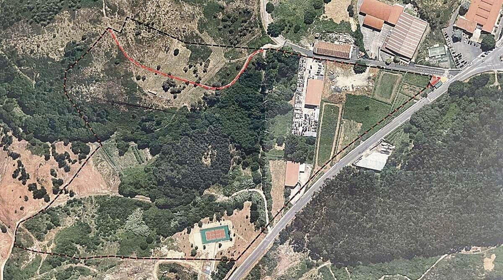 Límites do futuro ecoparque empresarial de Soutomaior, que o seu alcalde apoia.