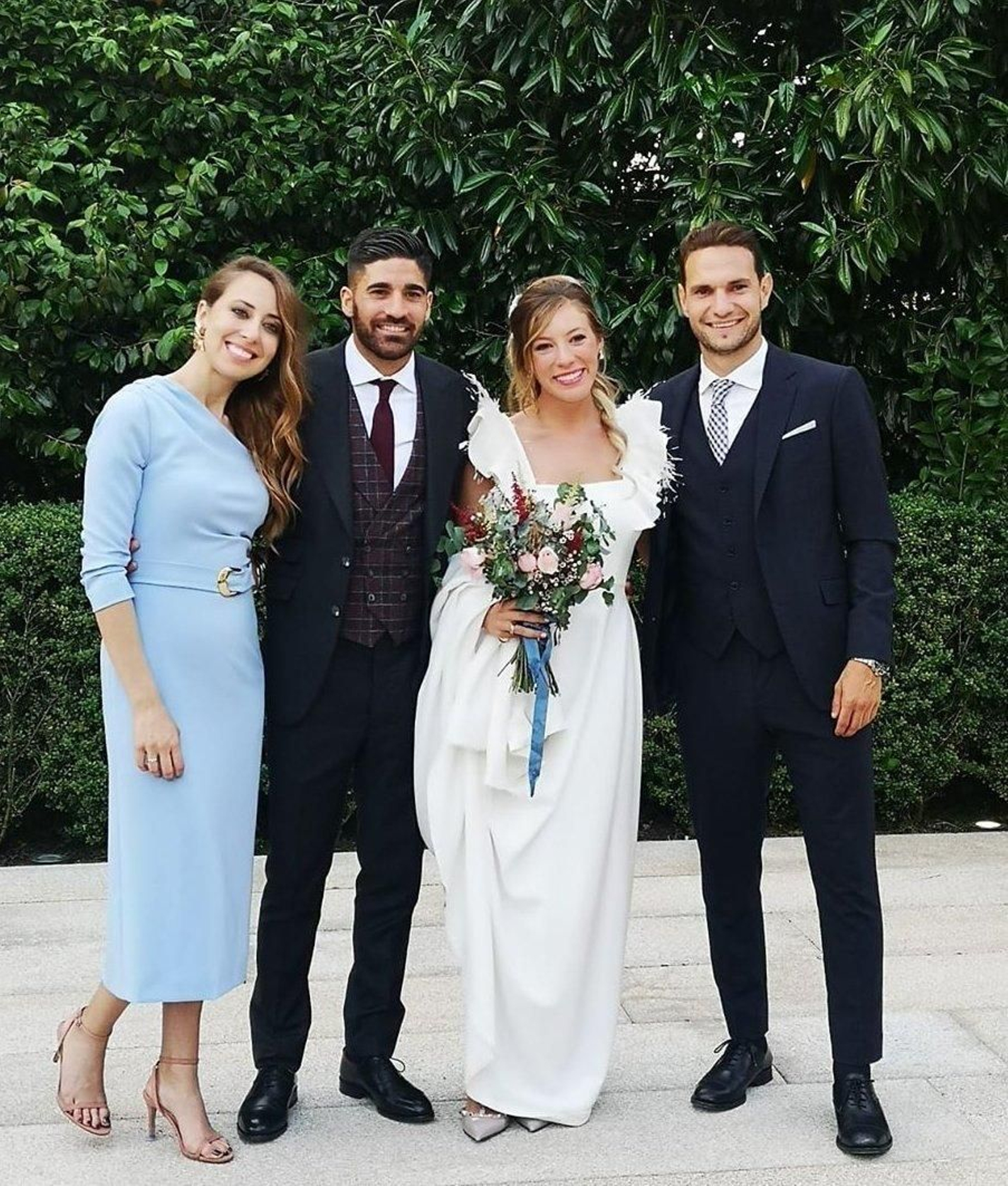 Los mejores 75 vestidos rojos de fiesta para impactar como invitada, image size:1600x1883