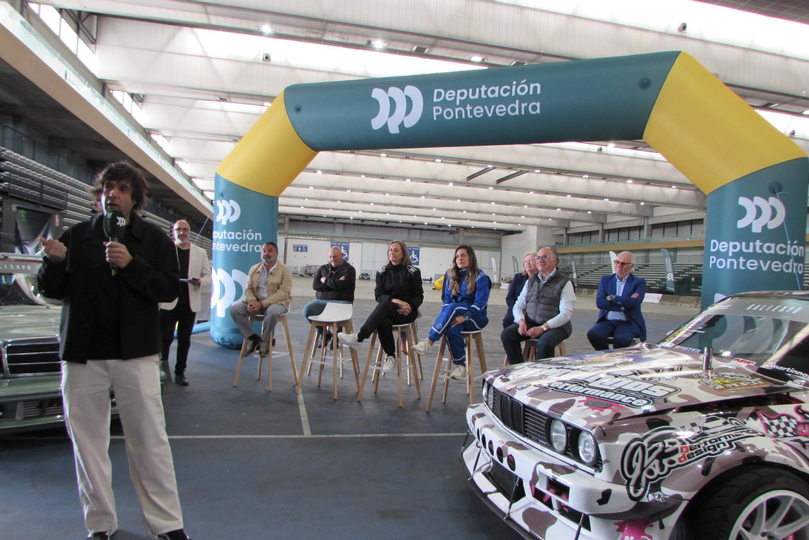 Un instante de la presentación, a la que acudió la vicepresidenta provincial Luisa Sánchez.