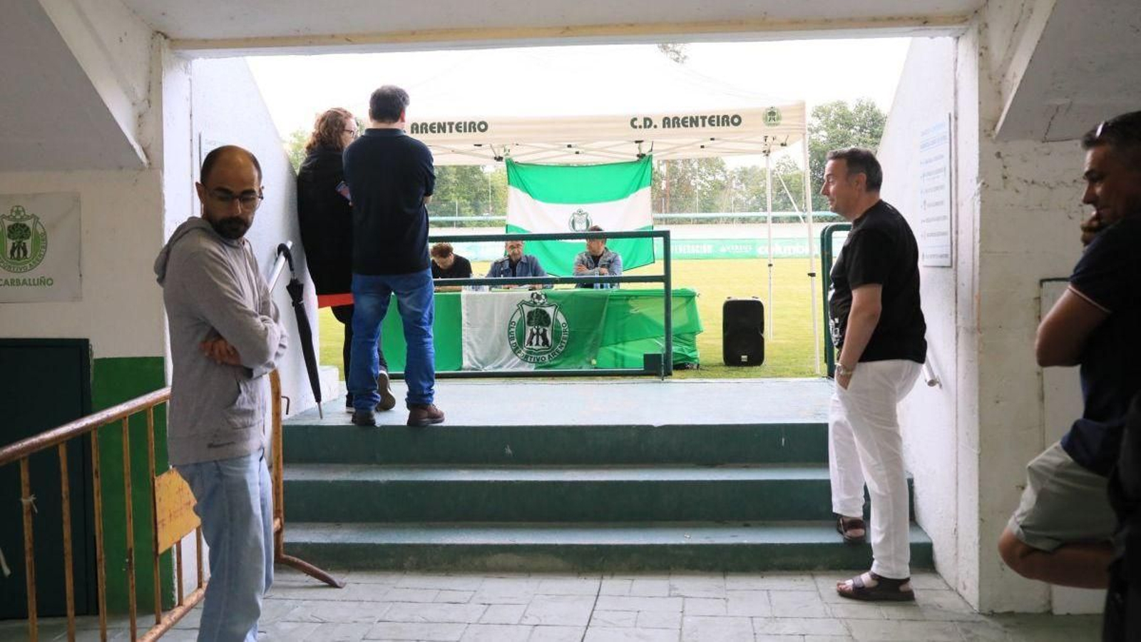 Última Asamblea del Arenteiro, con el nuevo presidente, Francisco Vázquez (a la derecha), esperado a salir elegido.