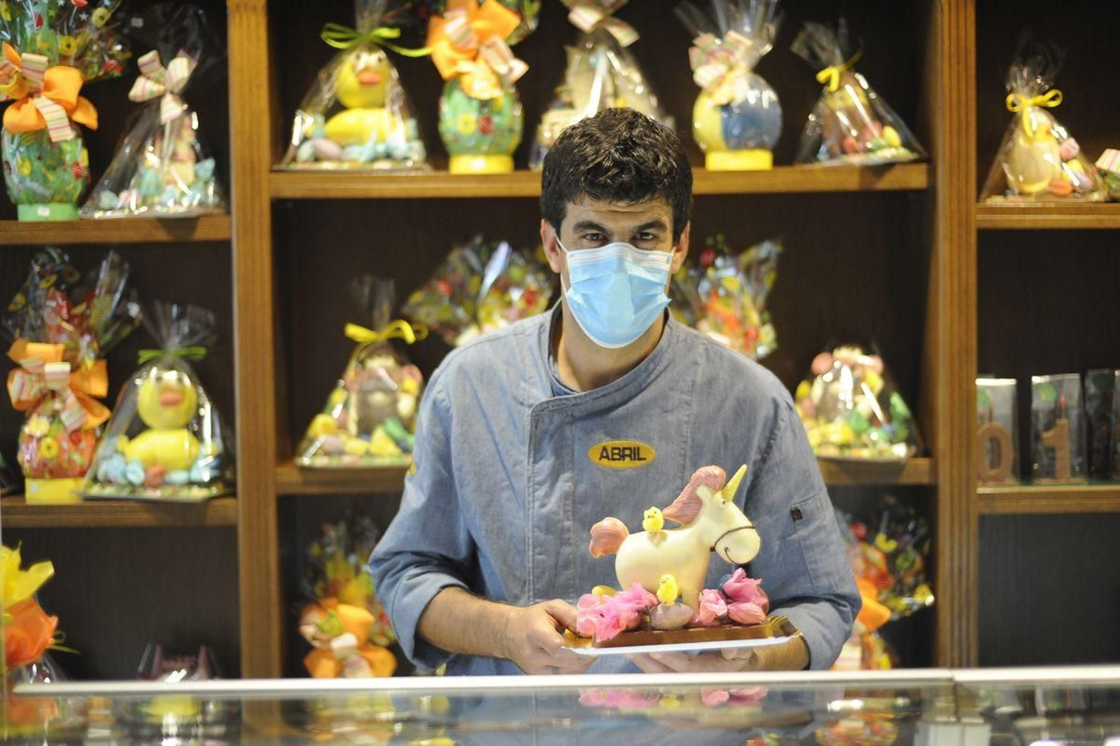 Una Pascua con atraso pero con el mismo sentimiento entre los pasteleros ourensanos.