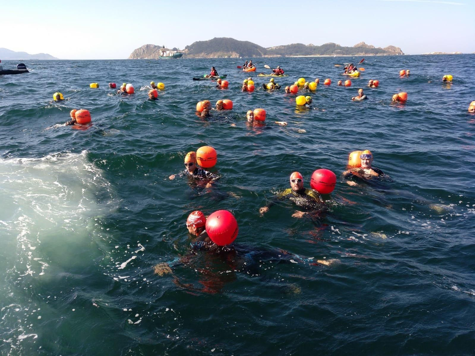 Travesía a nado desde Cíes desafío Atlántico - Vicente Alonso 16