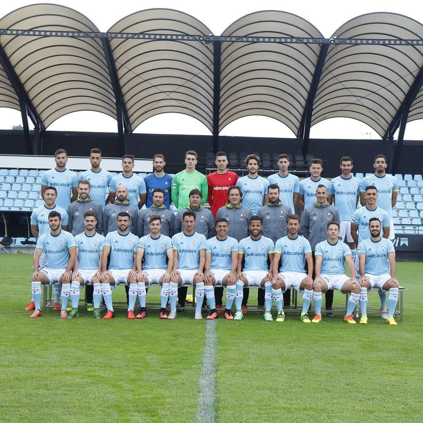 Alejandro Menéndez, Kevin Vázquez y Borja Iglesias, parte de los homenajeados.