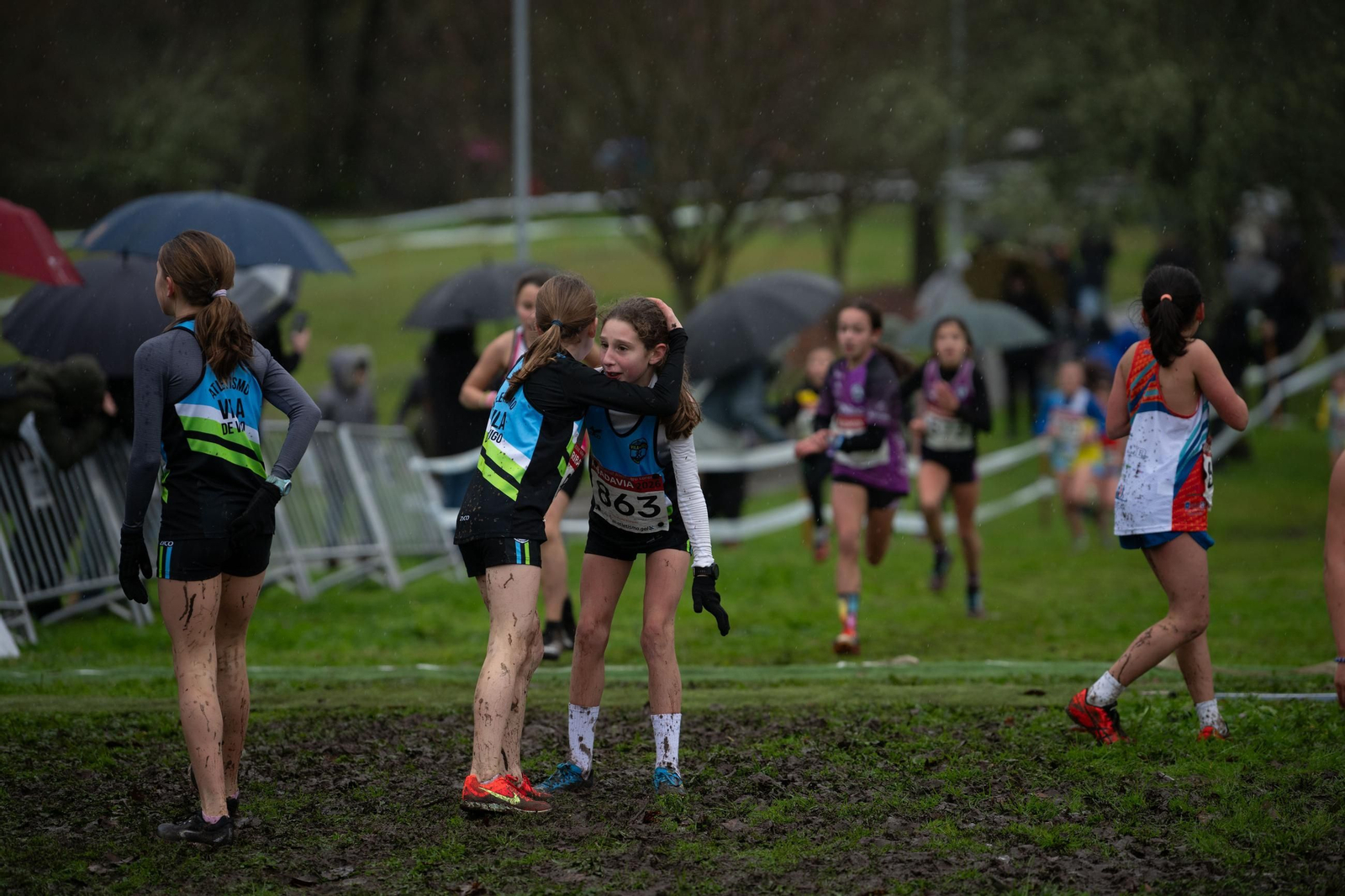 Galería | El Cross gallego disfruta en Ribadavia