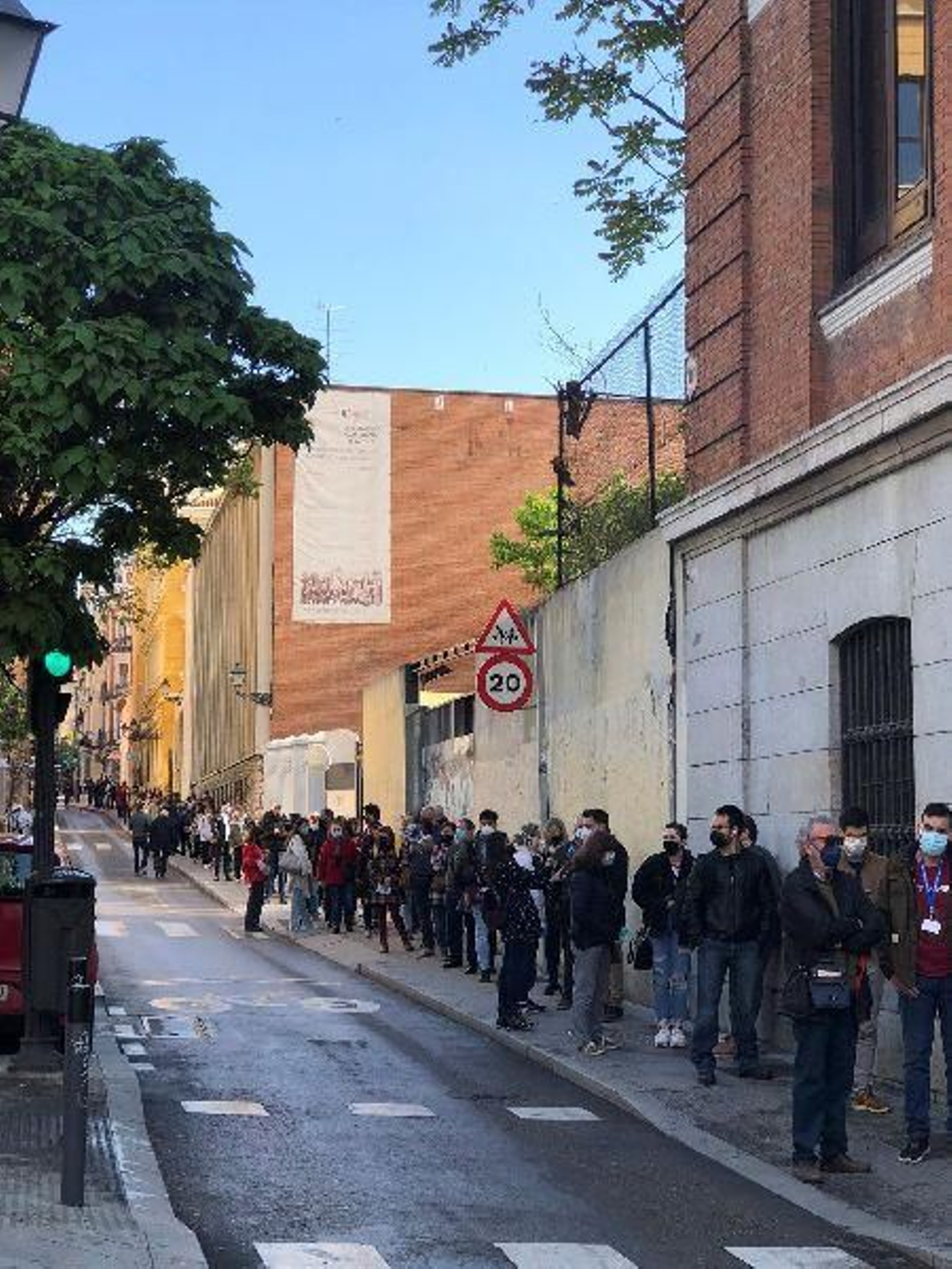 Madrid celebra unas elecciones marcadas por la pandemia 15