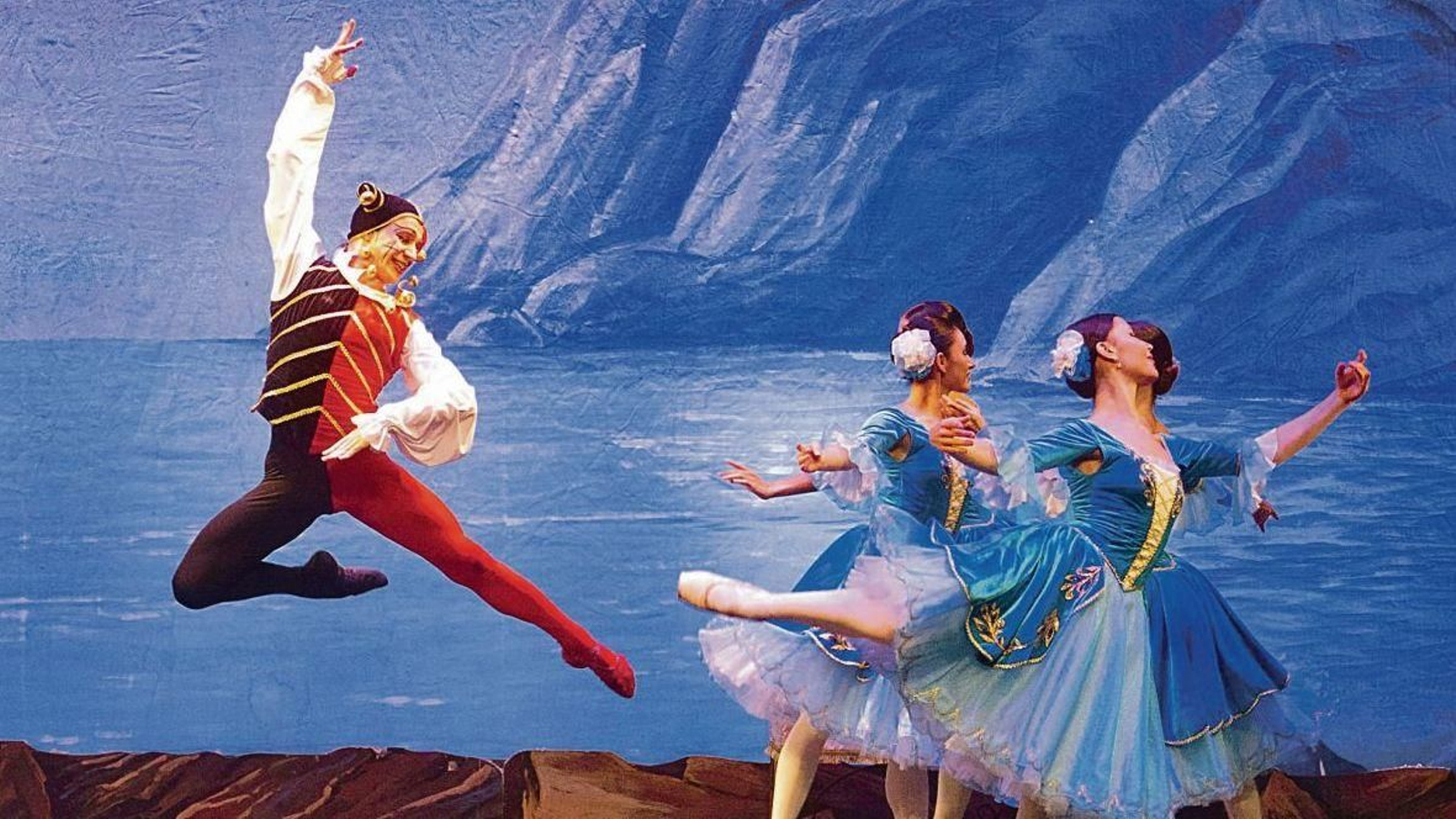 El Lago de los Cisnes, de Chaikovski , vuelve al Auditorio Mar de Vigo el próximo 23 de enero.