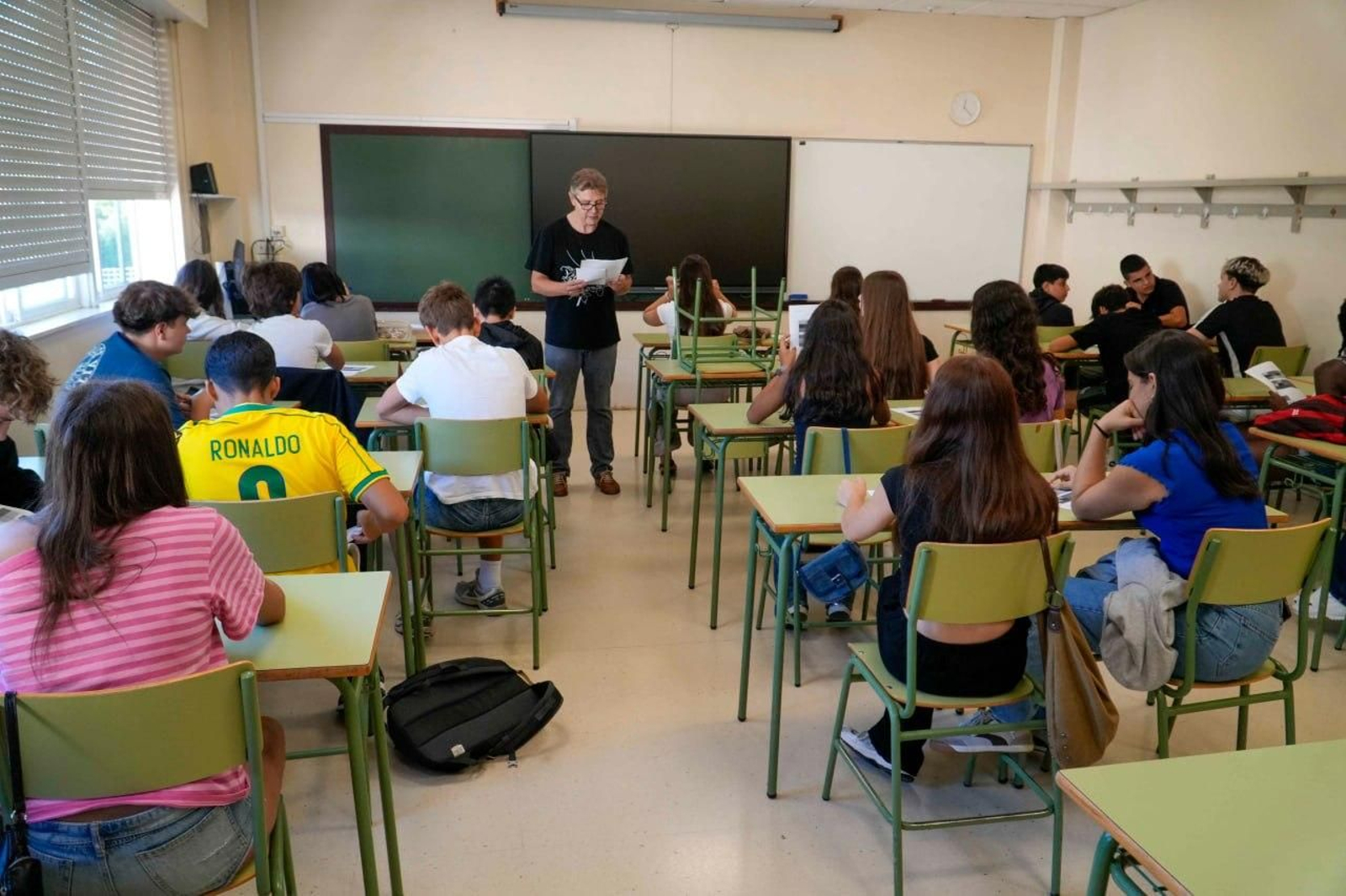 Galería | Vigo vuelve a las aulas entre abrazos, nervios e ilusión