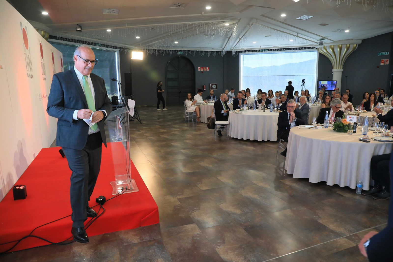 Galería | Mario Ruiz-Tagle, CEO de Iberdrola España, congrega a numerosas personalidades e invitados en el Foro La Región