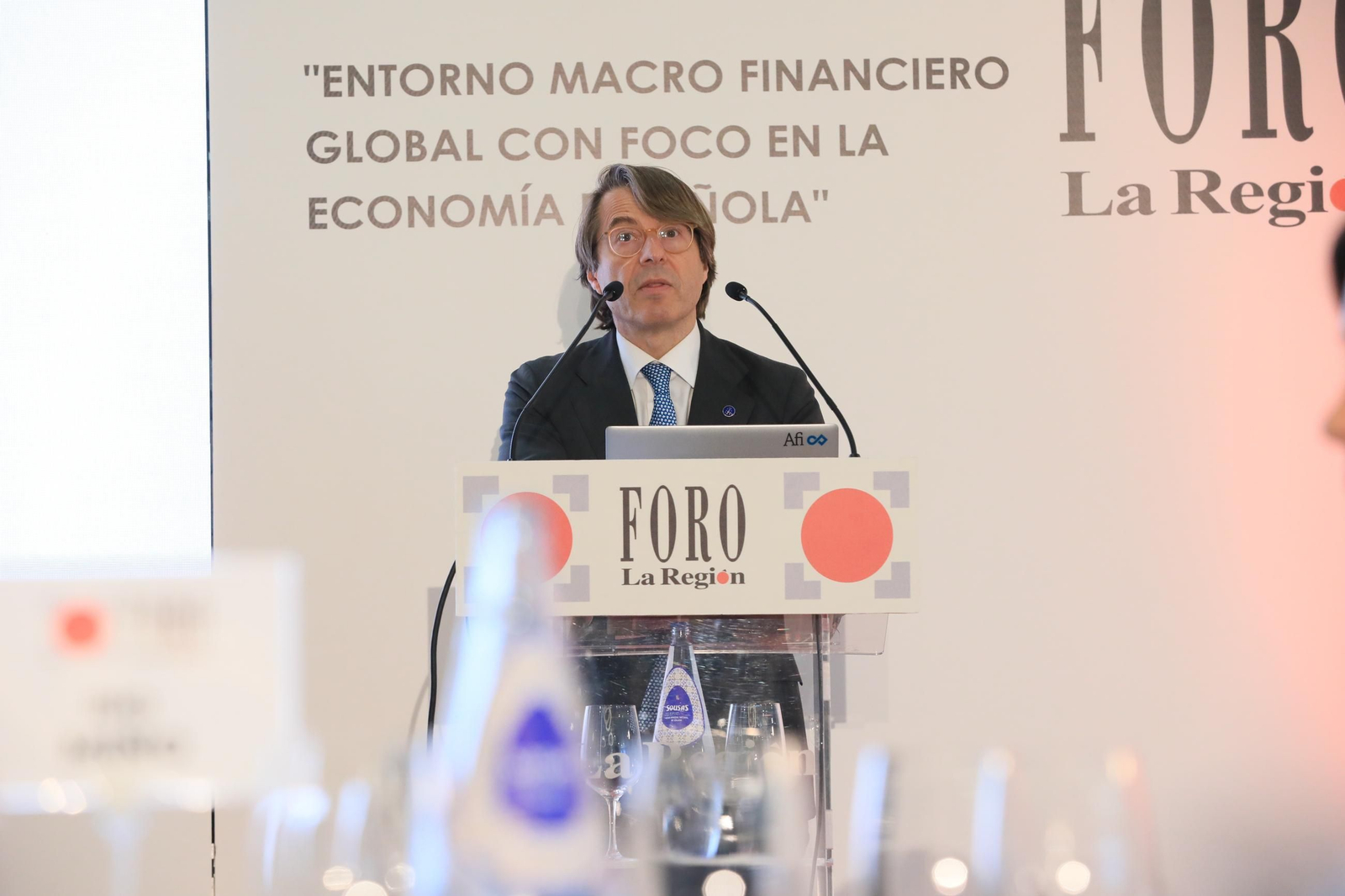 Galería | Numerosos invitados se dan cita en el Foro La Región para escuchar a Luciana Taft, consultora de AFI