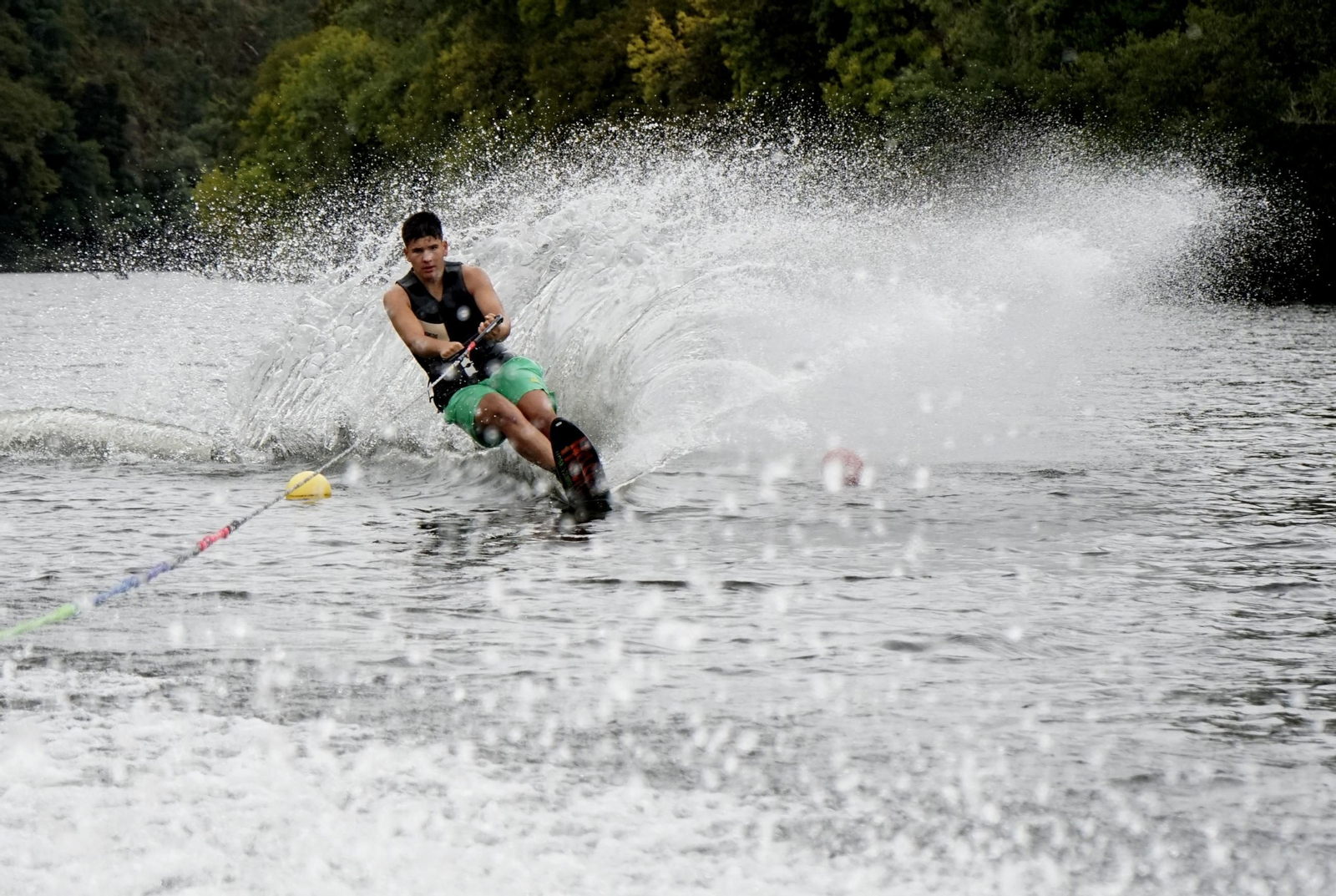 Galería | Cortegada acoge el Open Ibérico de Esqui Náutico