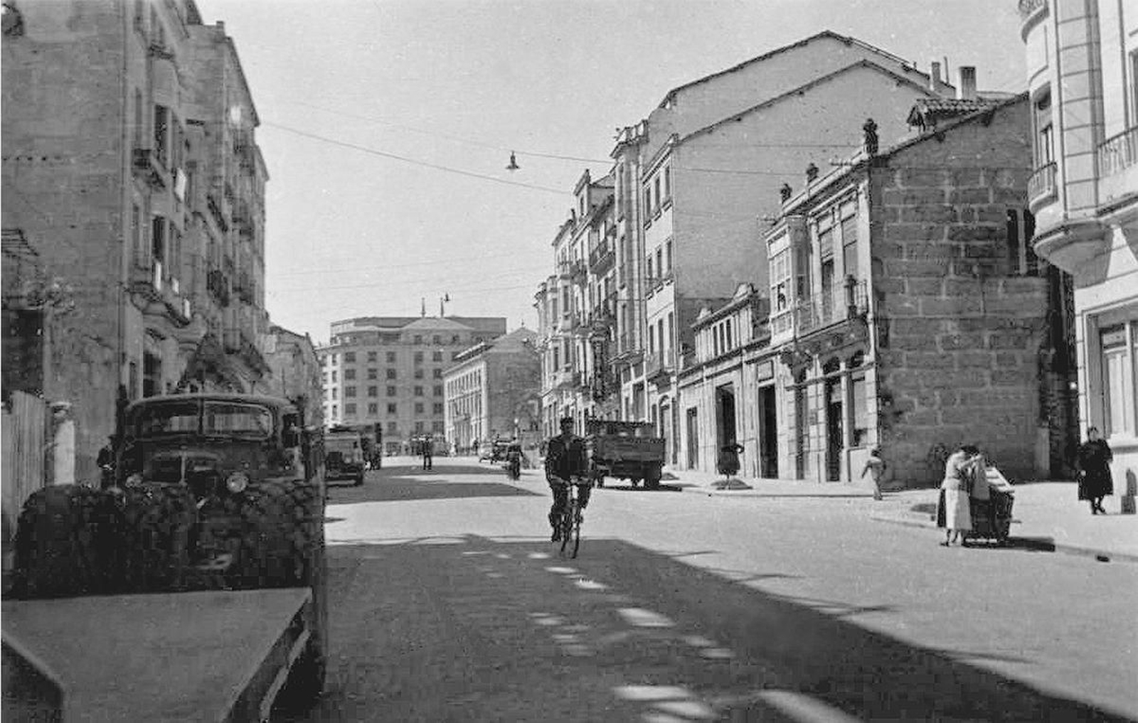 Avda. de C.Enrique tratada con IA.