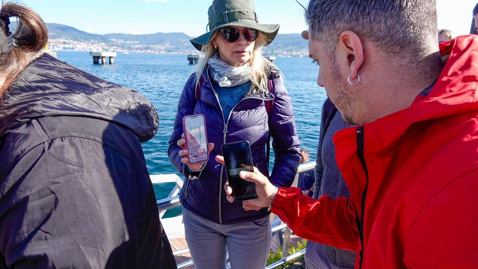 Ya fue posible acceder a la naviera con el billete en el móvil.