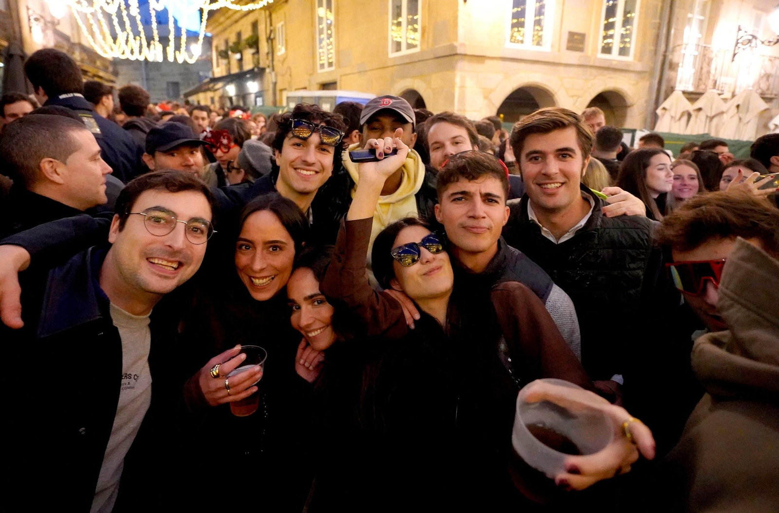 Galería | La Tardevieja llena de gente el centro de Vigo
