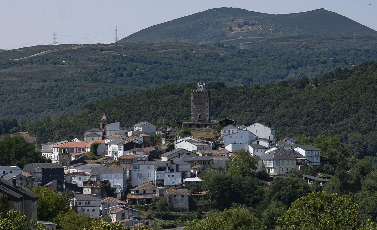 Viana do Bolo.