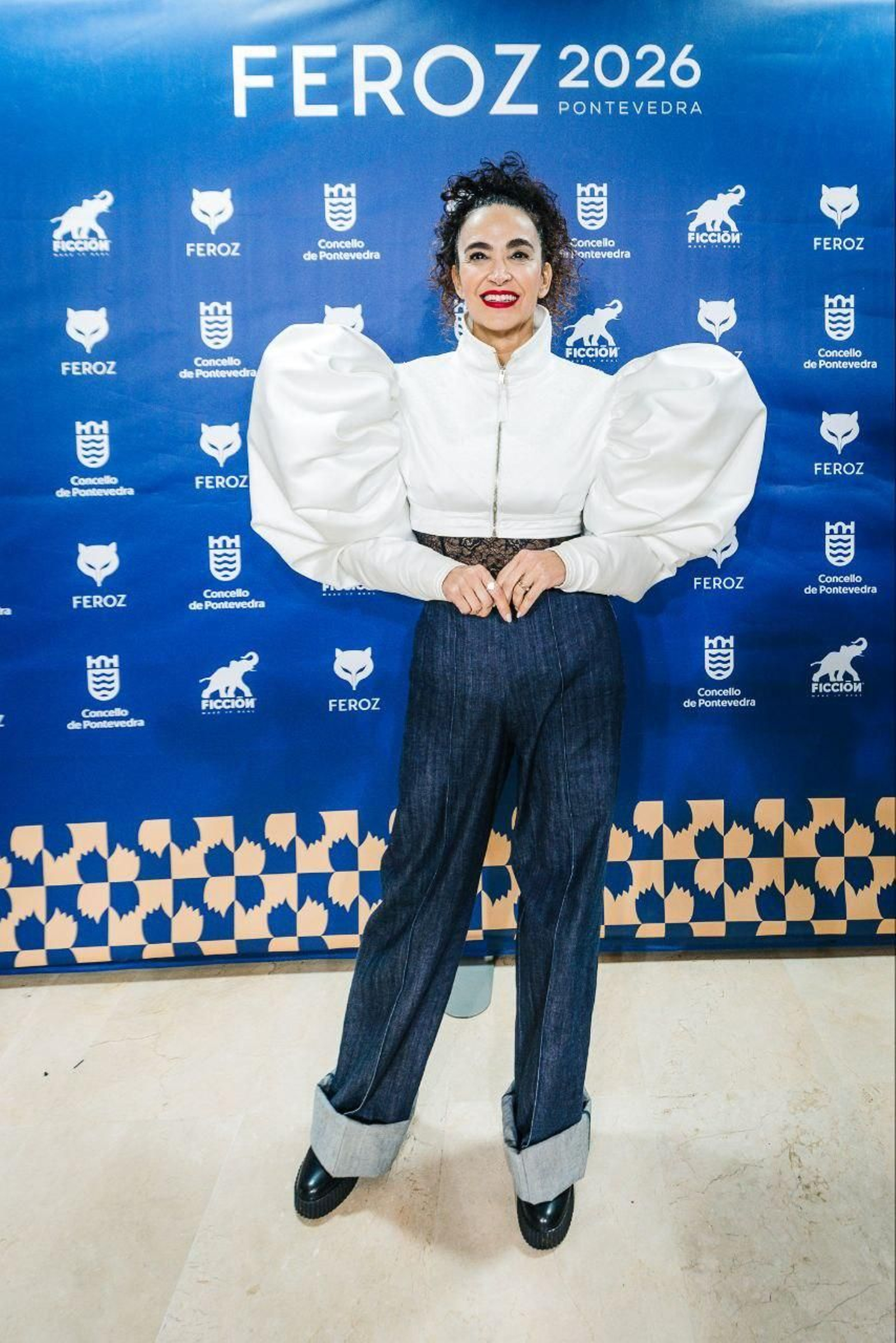 Galería | Pontevedra da la bienvenida a los invitados de los Feroz con una fiesta