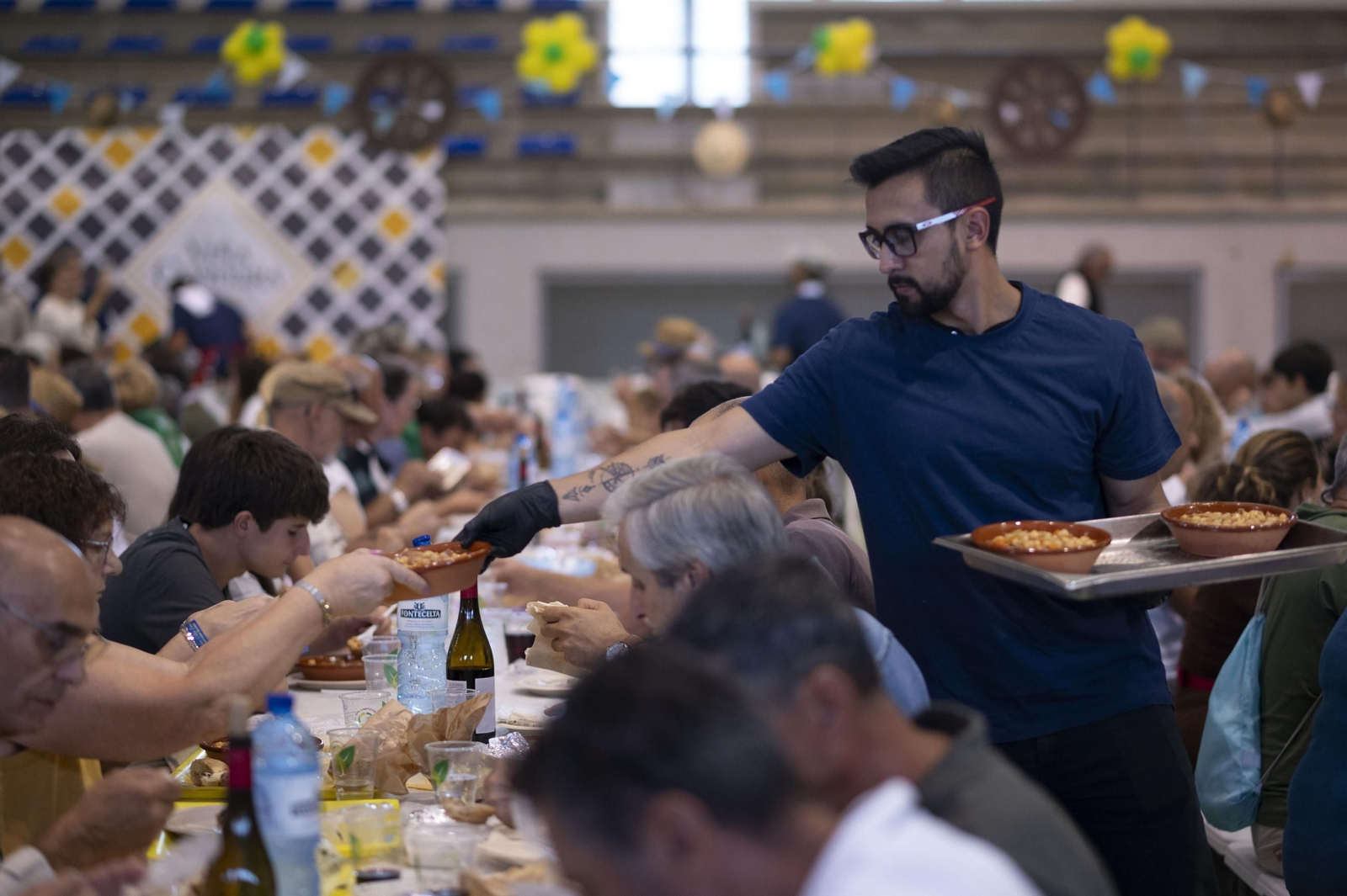 Galería | Os callos limiaos poñen sabor ao verán en Lobios
