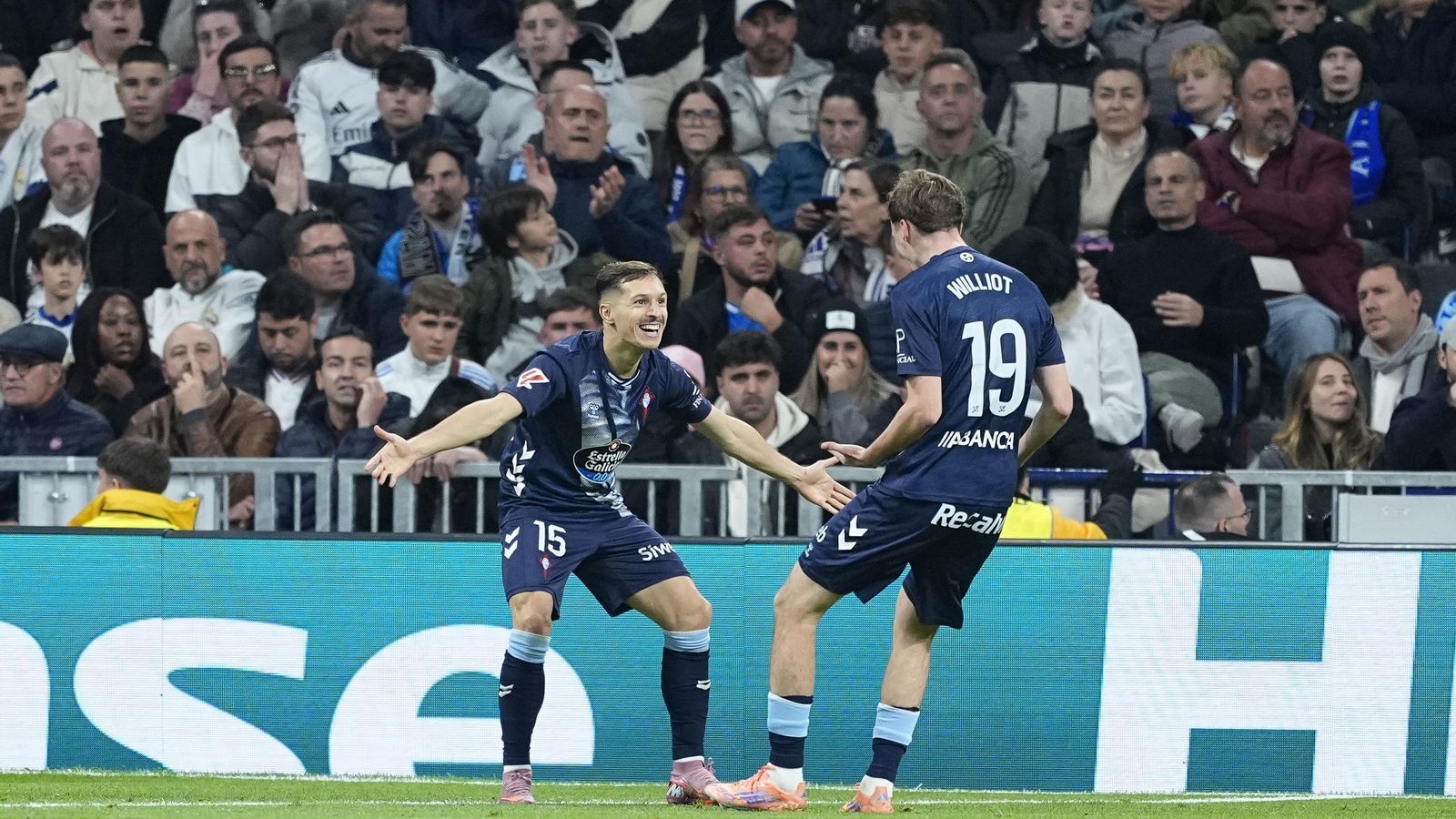 Galería | El Celta regresa al Santiago Bernabéu