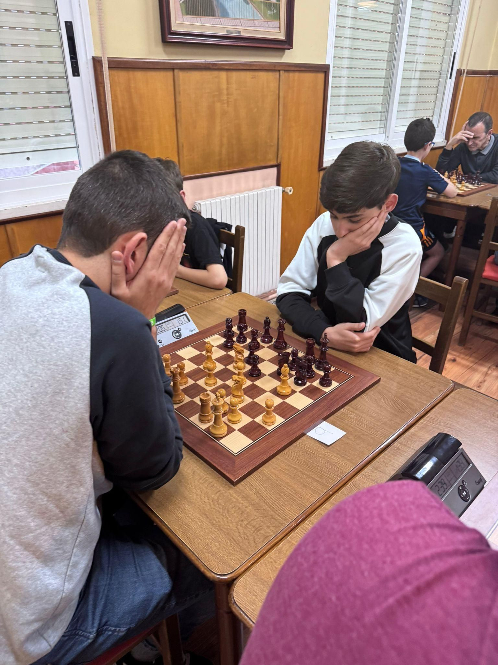 Galería | El ajedrez conquista Barrocás durante la Semana Santa