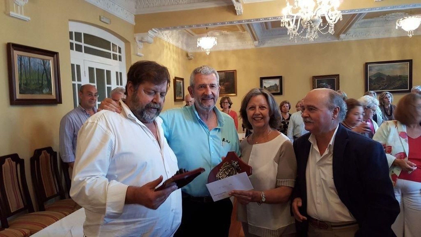 Miguel Cuervo, segundo por la izquierda, en el último torneo.