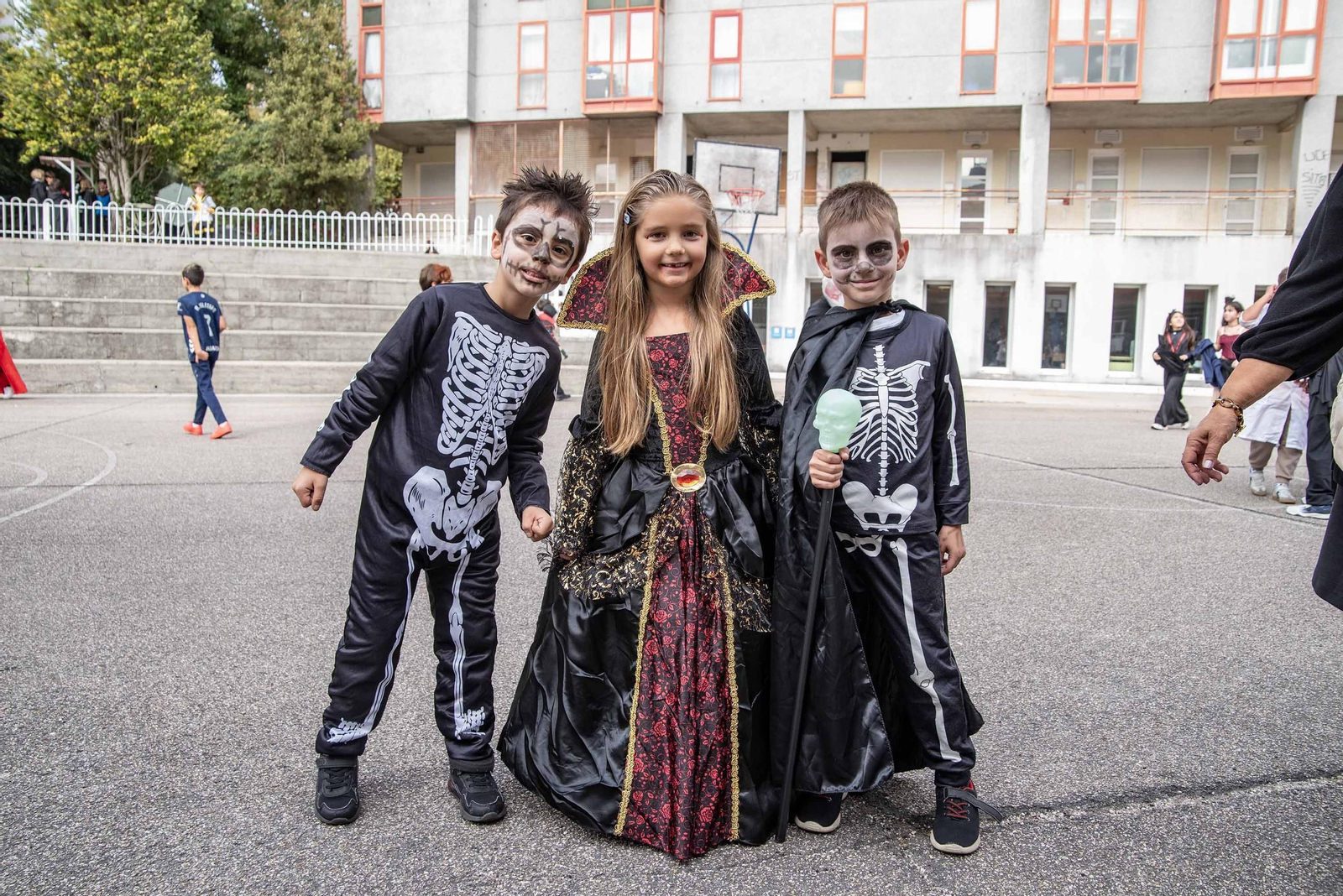 Galería | Samaín y magosto se juntan en la celebración festiva del CEIP Pintor Laxeiro de Vigo