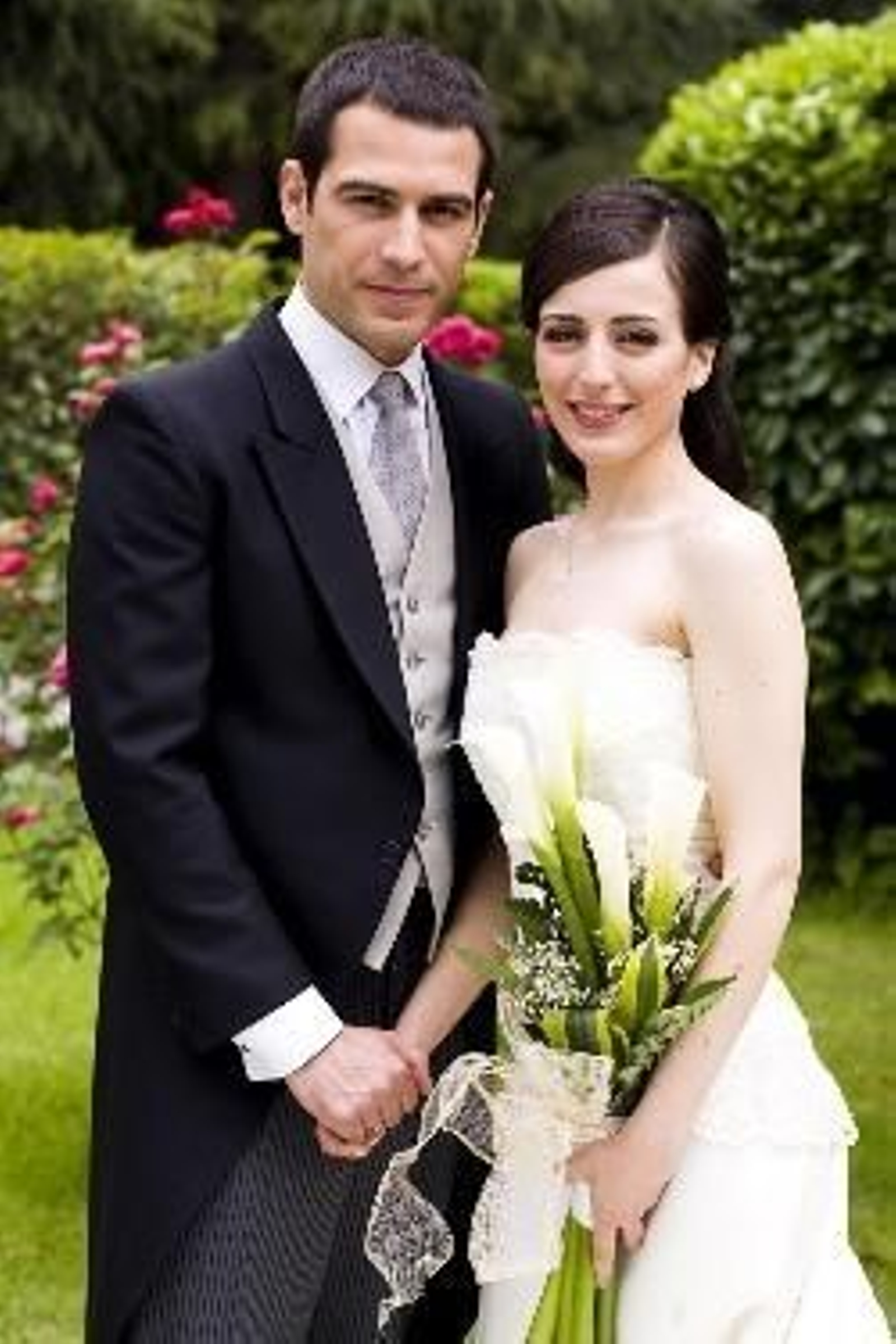 Los felices novios, Alvaro y Bea.