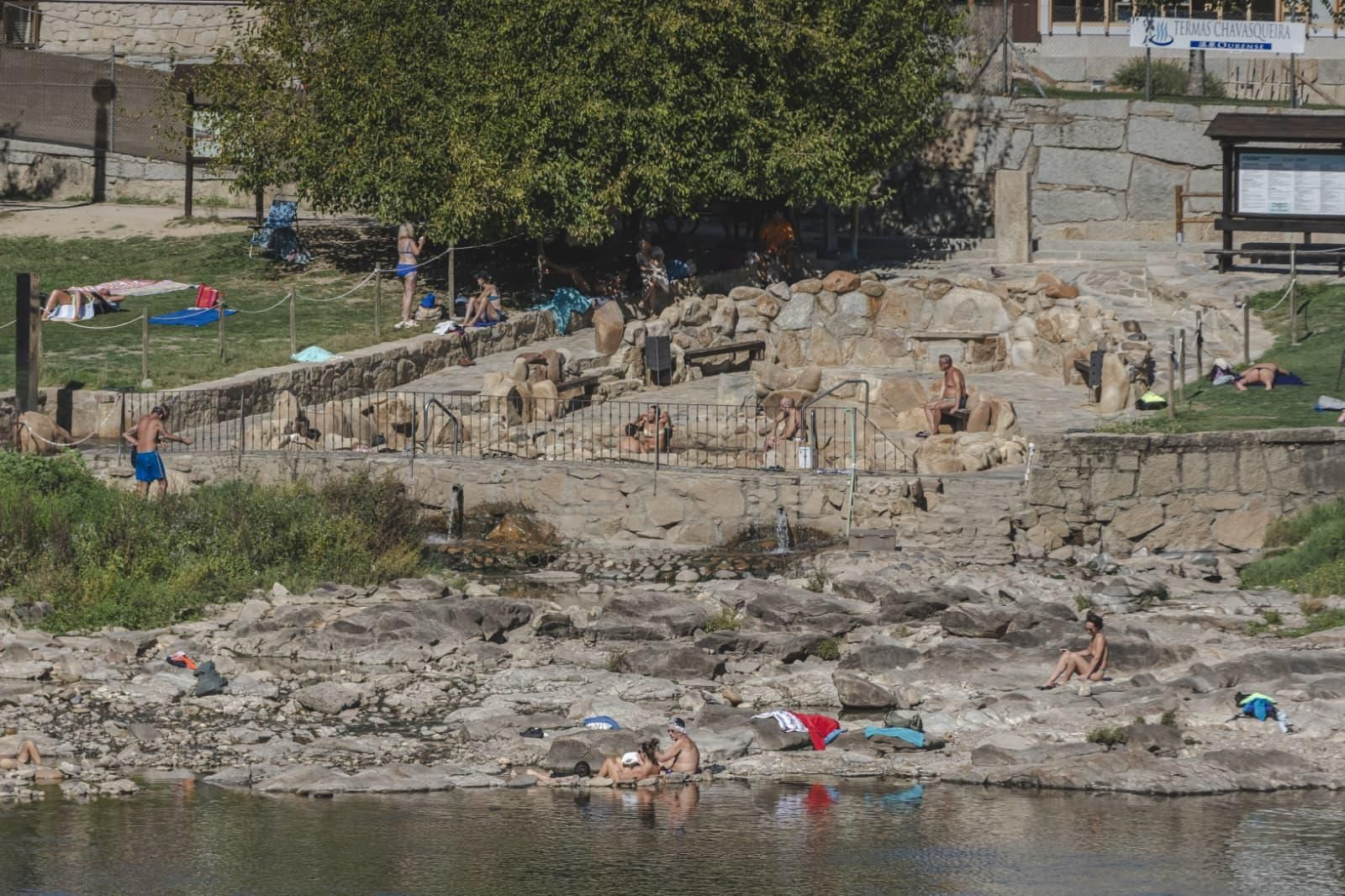 Galería | Ourense vive un día atípico de calor veraniego en septiembre
