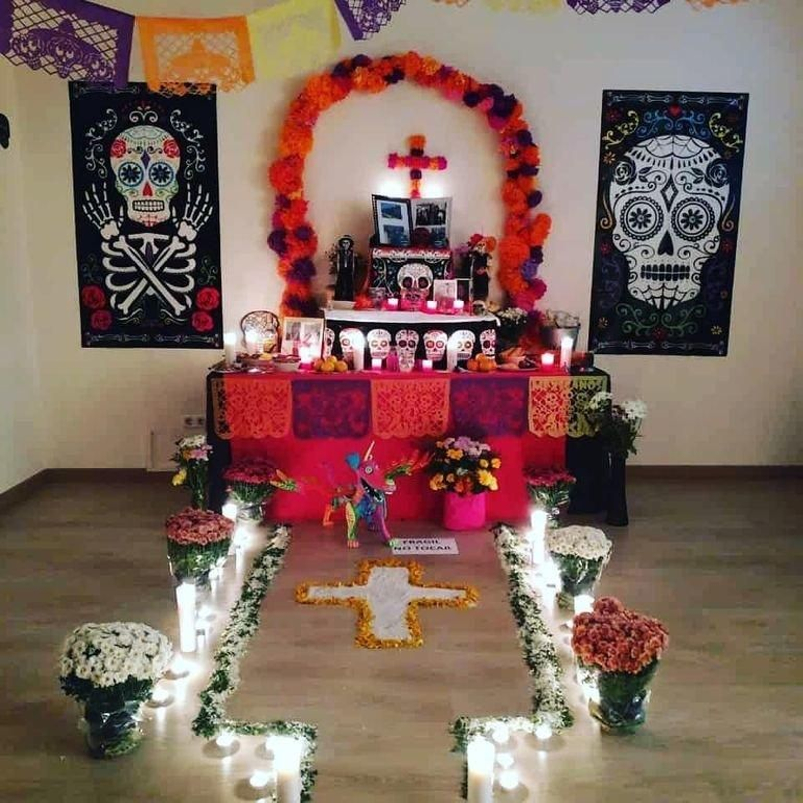 El altar de muertos de los Mexicanos de Galicia, montado en Vigo.
