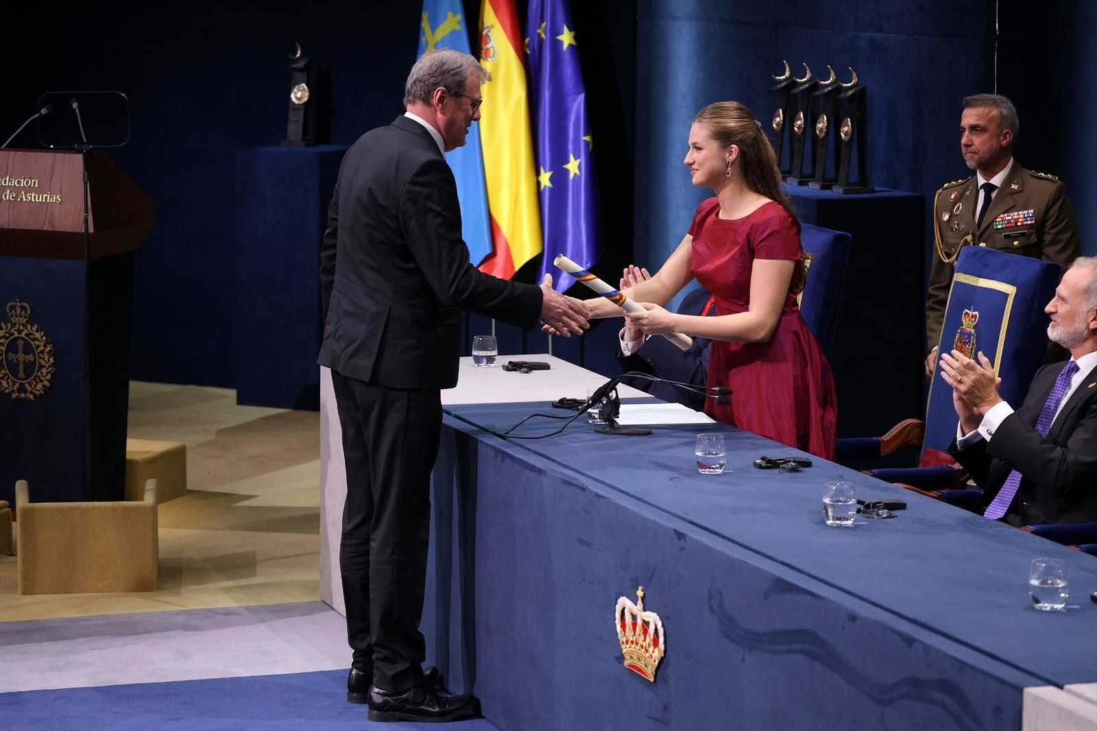 Galería | Jóvenes, democracia y un mensaje de unión; los temas que protagonizan la ceremonia de los Premios Princesa de Asturias