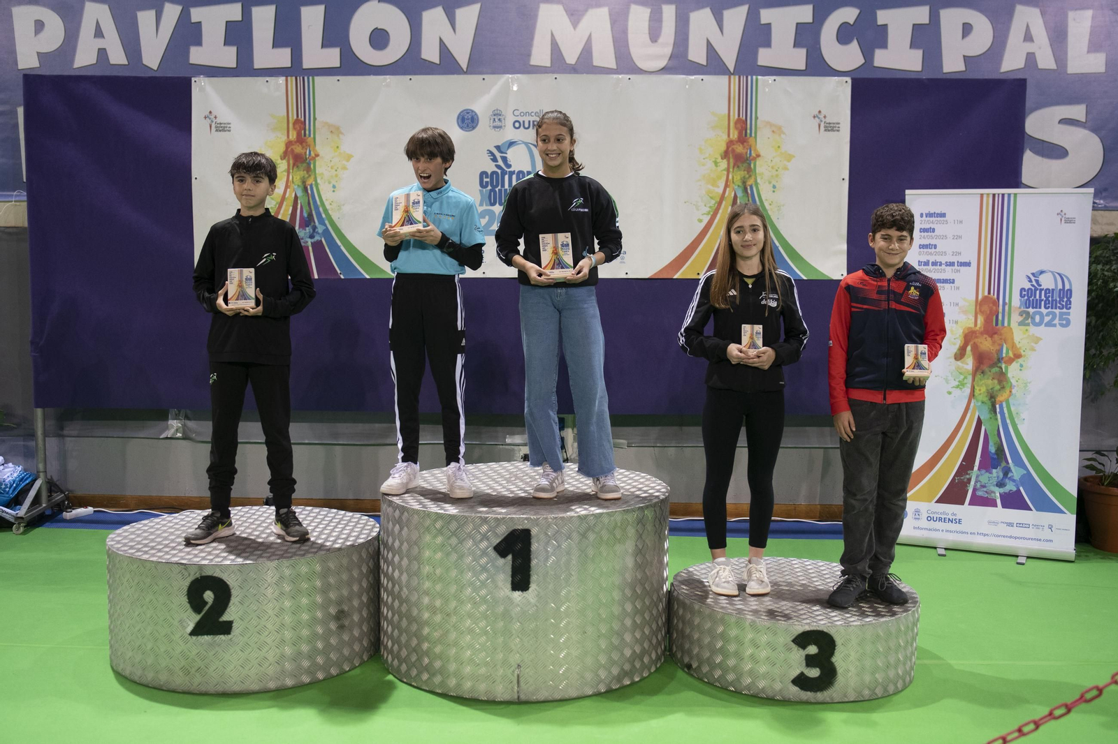 Galería | Correndo por Ourense reconoce a sus campeones
