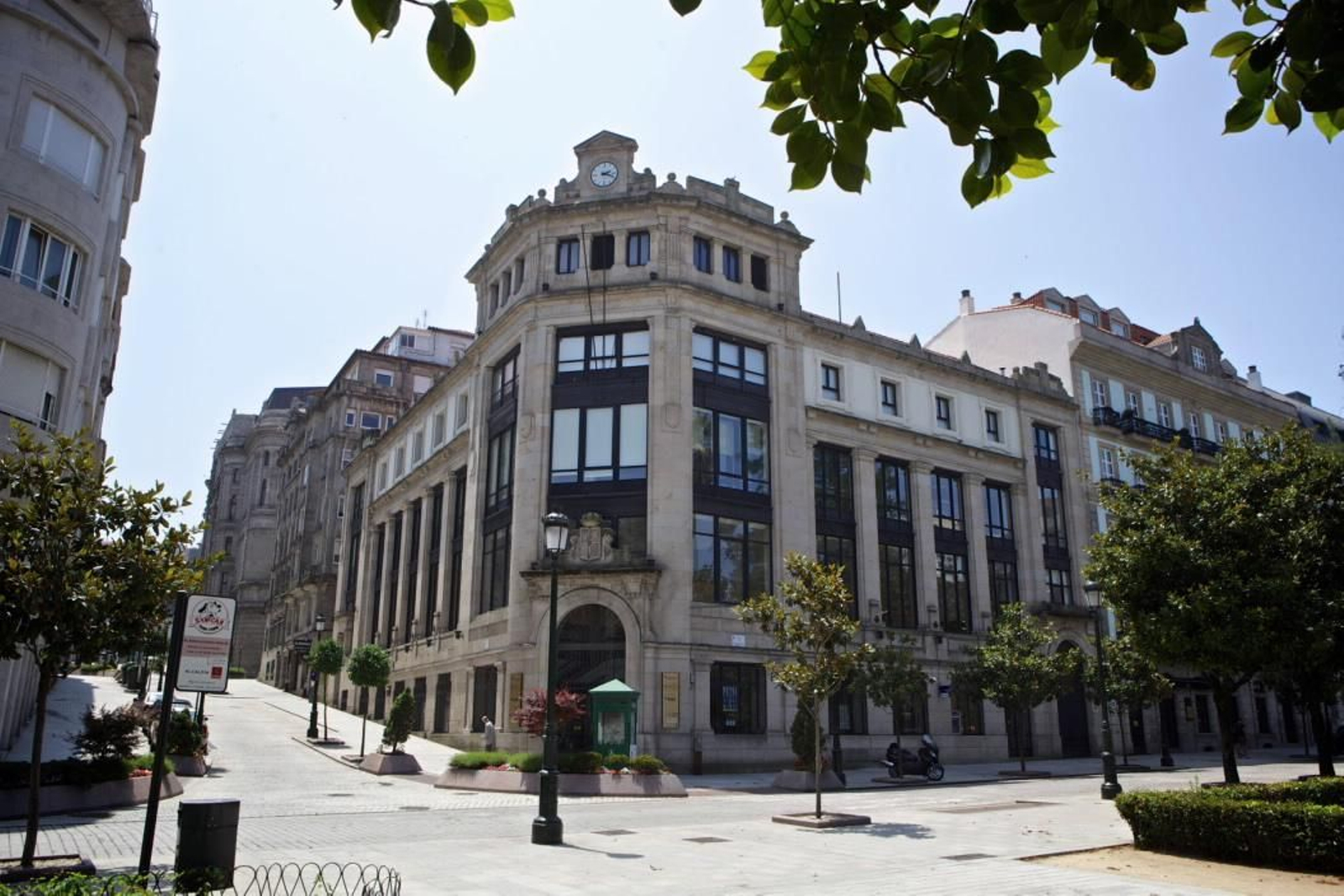 Oficina de Correos Plaza de Compostela, Vigo. // Xunta de Galicia