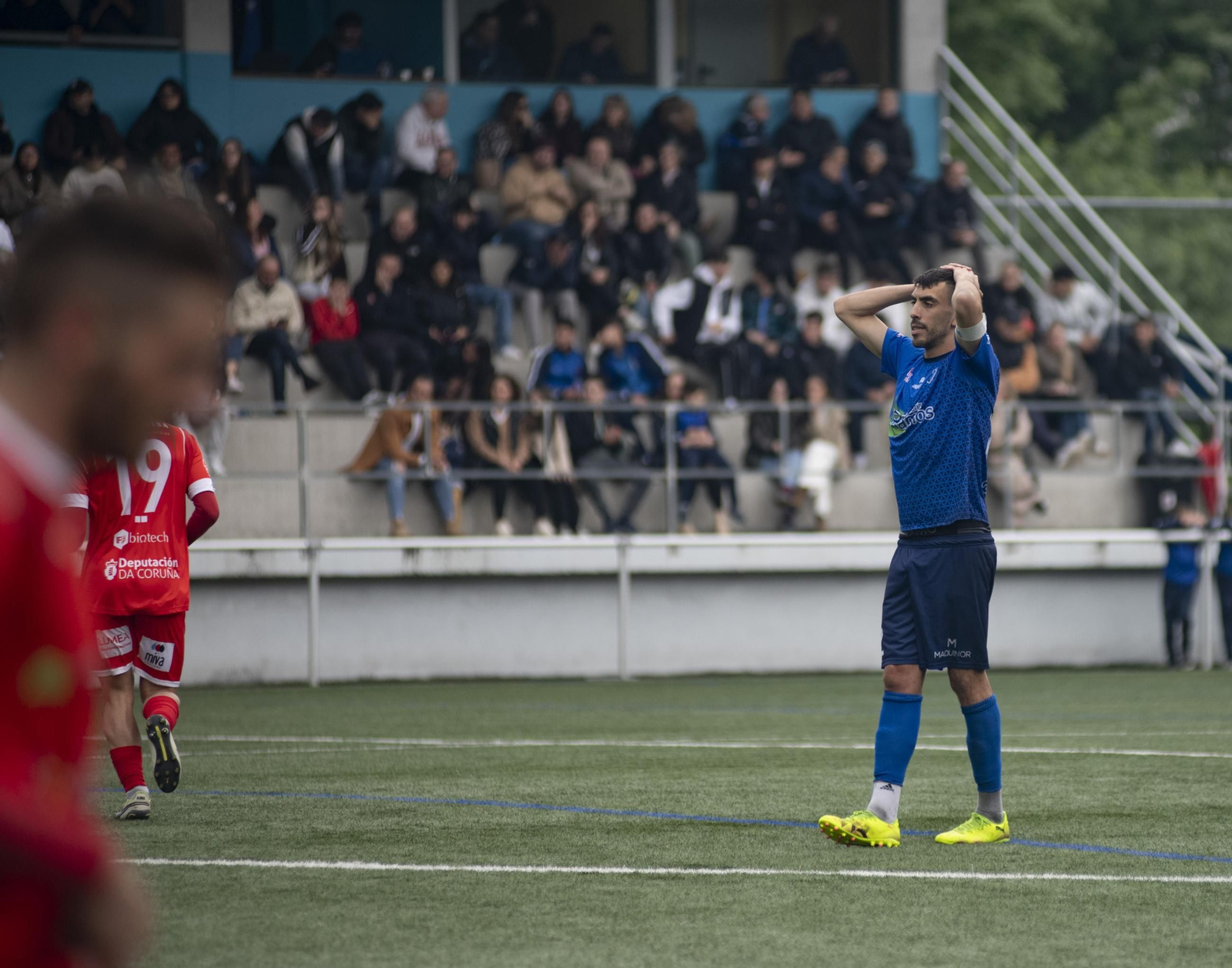 Galería | Victoria para el Barbadás que tendrá que esperar