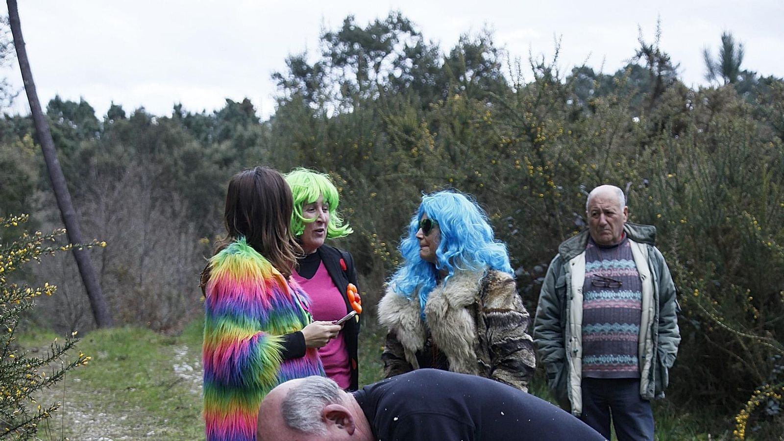 Galería | As Teixugueiras ya tienen a su meco de este Entroido