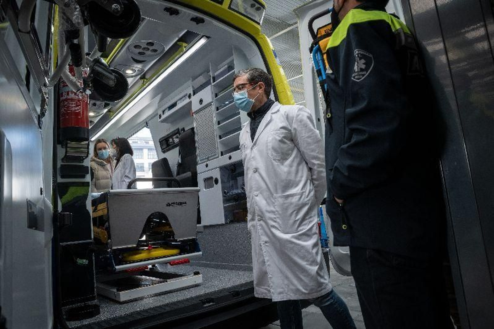 Nuevas ambulancias eléctricas y unidades medicalizadas del Área Sanitaria de Ourense, Verín y O Barco.