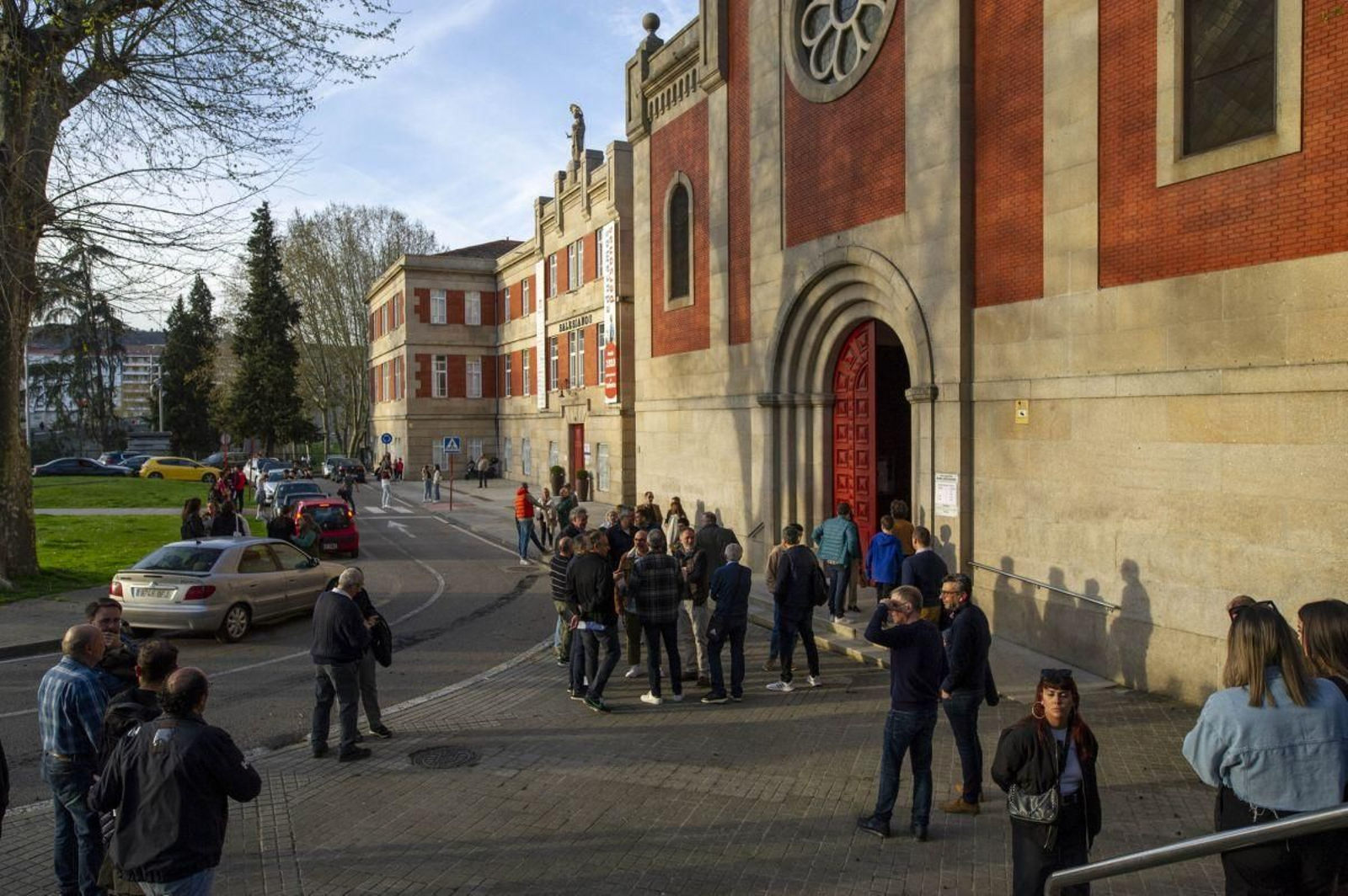 La parroquia María Auxiliadora acogió una misa funeral por Don Gonzalo.