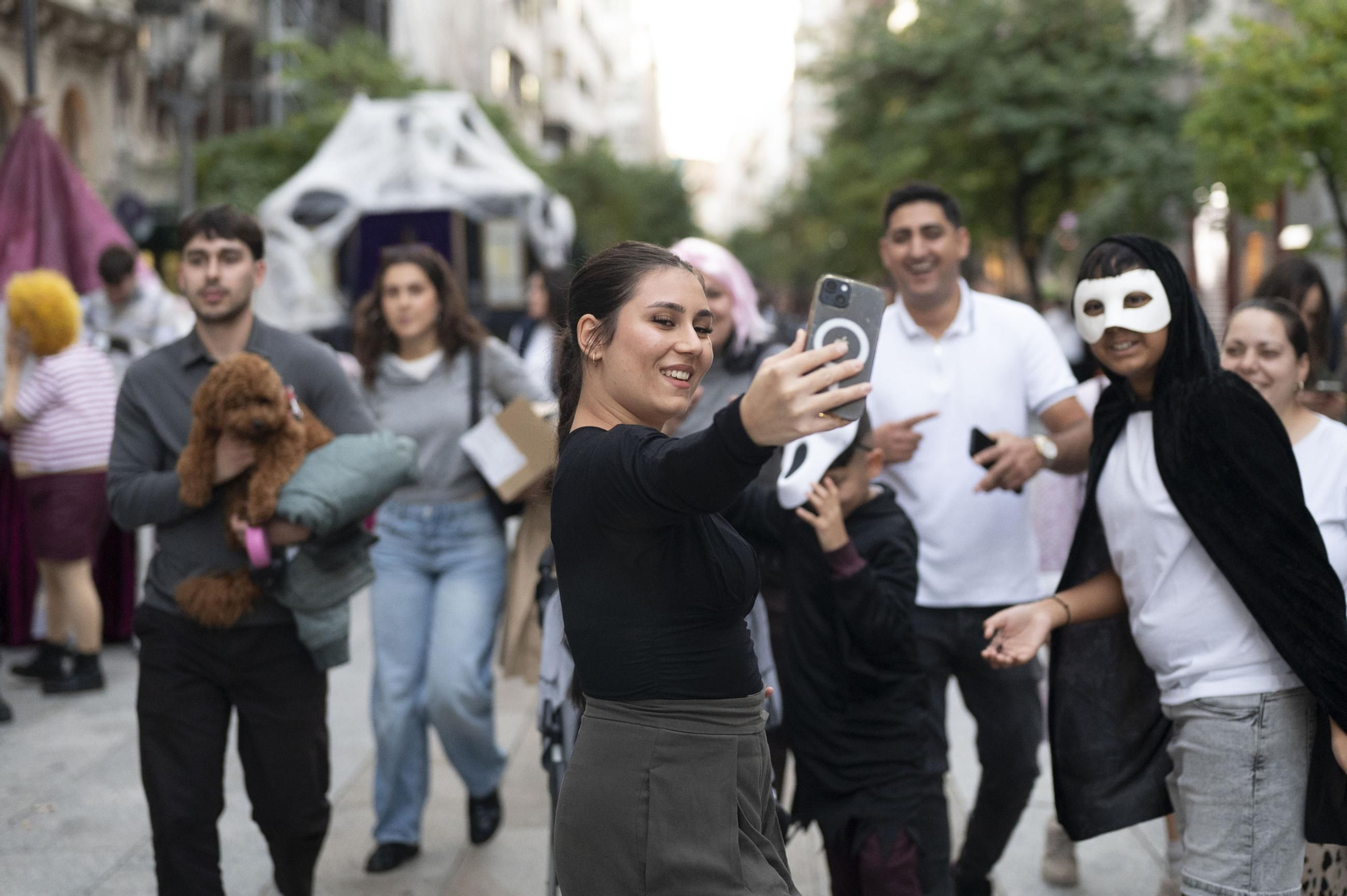 Galería | Ourense se transforma en una ciudad de miedo para celebrar Samaín