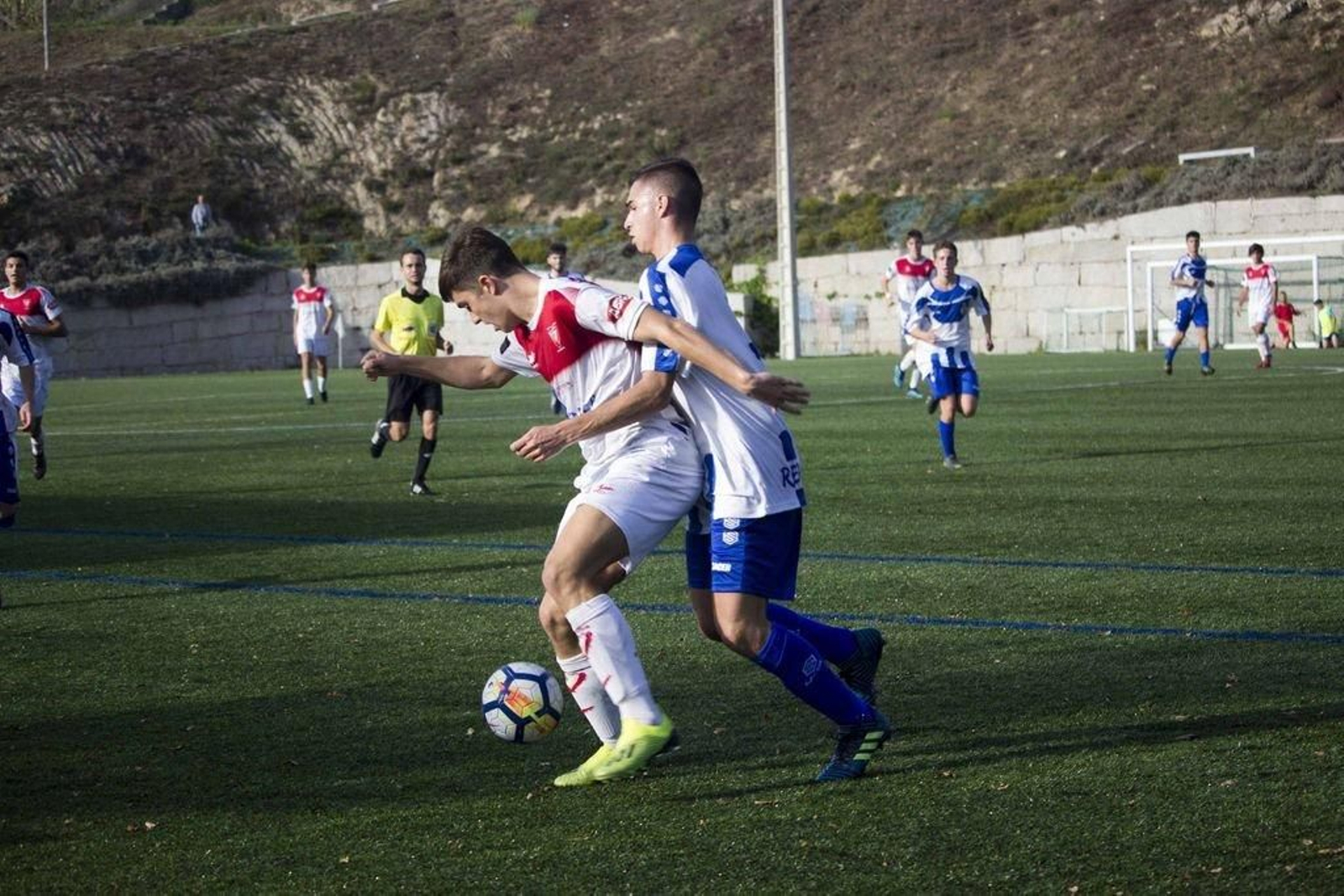 El Val Miñor juvenil es el principal equipo de una amplia estructura de 28 formaciones.