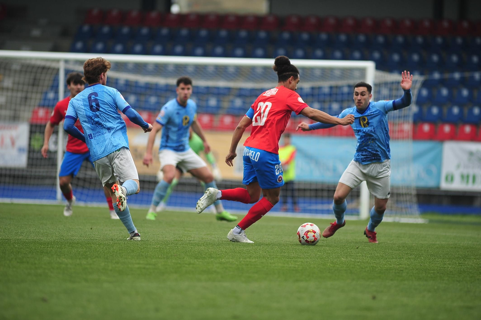 Galería | La UD Ourense gana y rompe récords